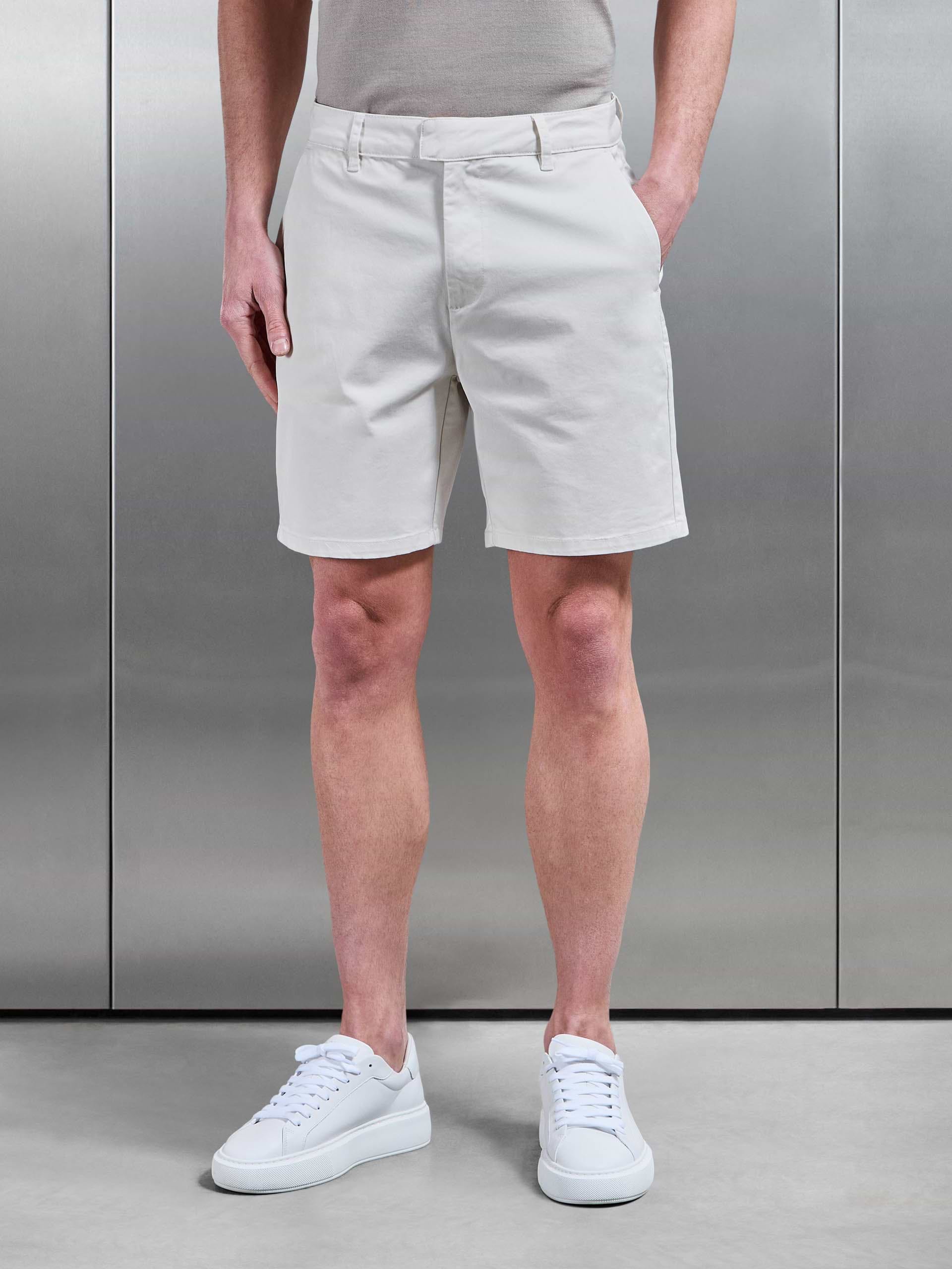 Tailored Chino Short in Off White