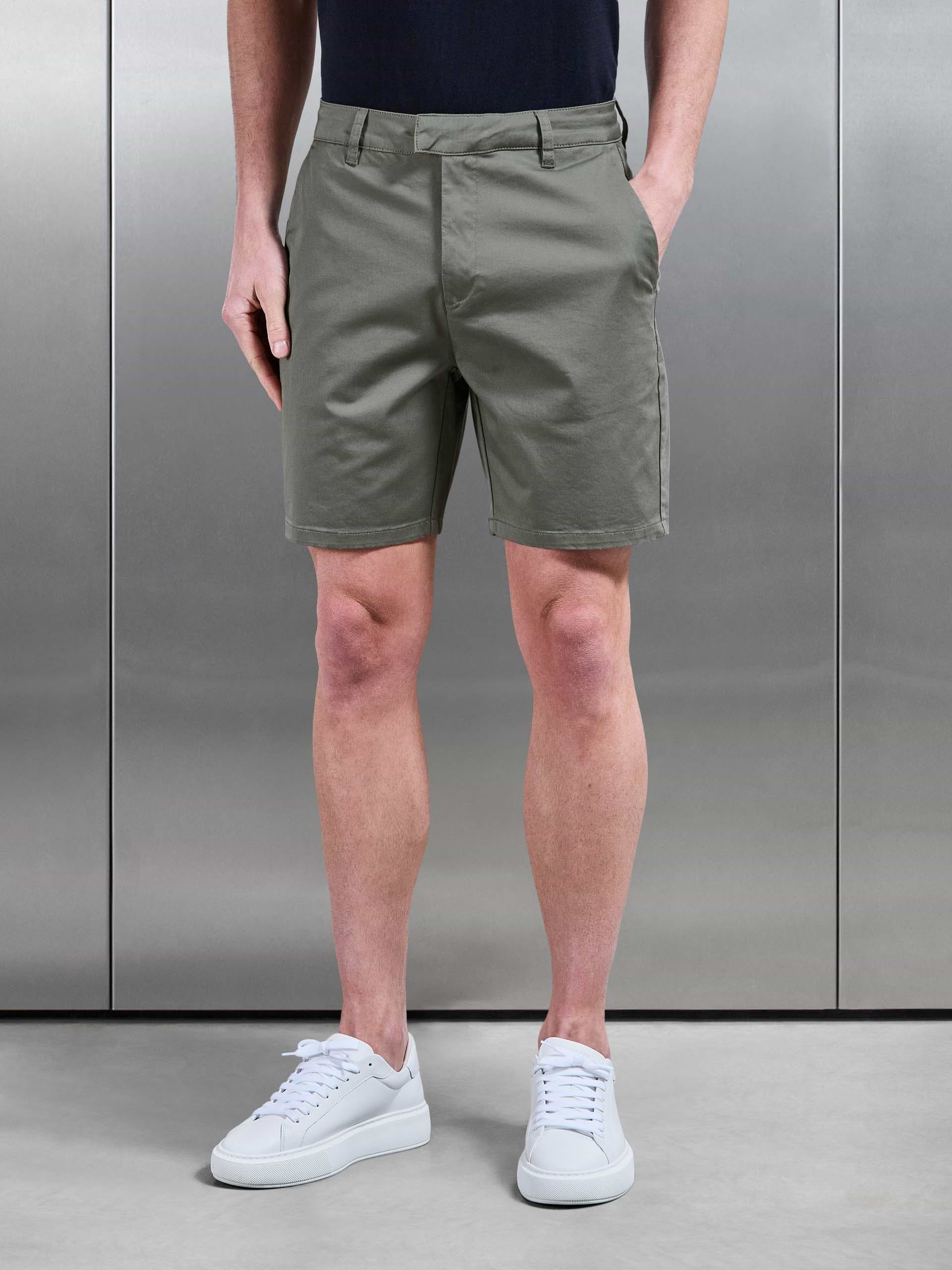 Tailored Chino Short in Olive