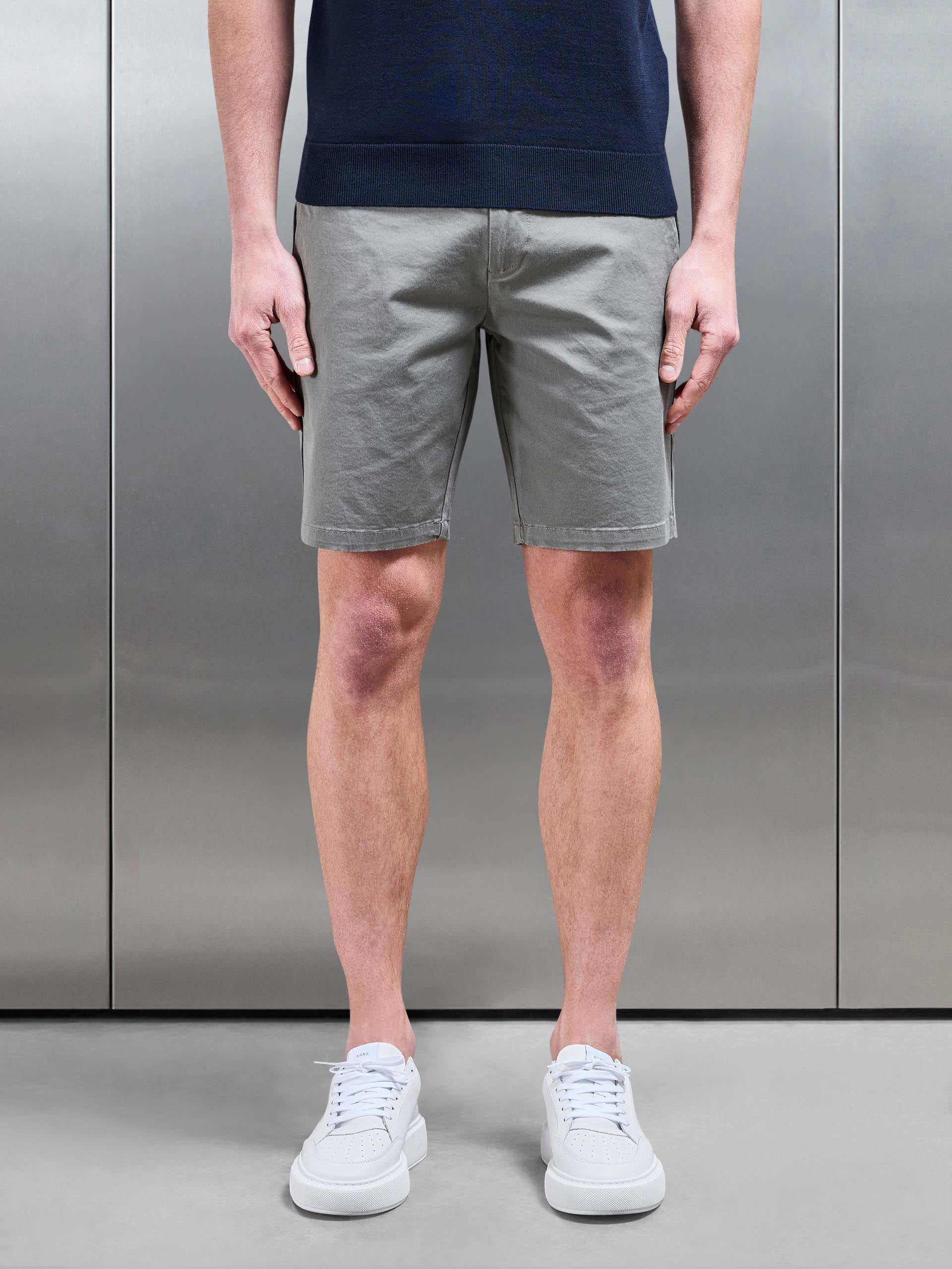 Slim Chino Short in Olive