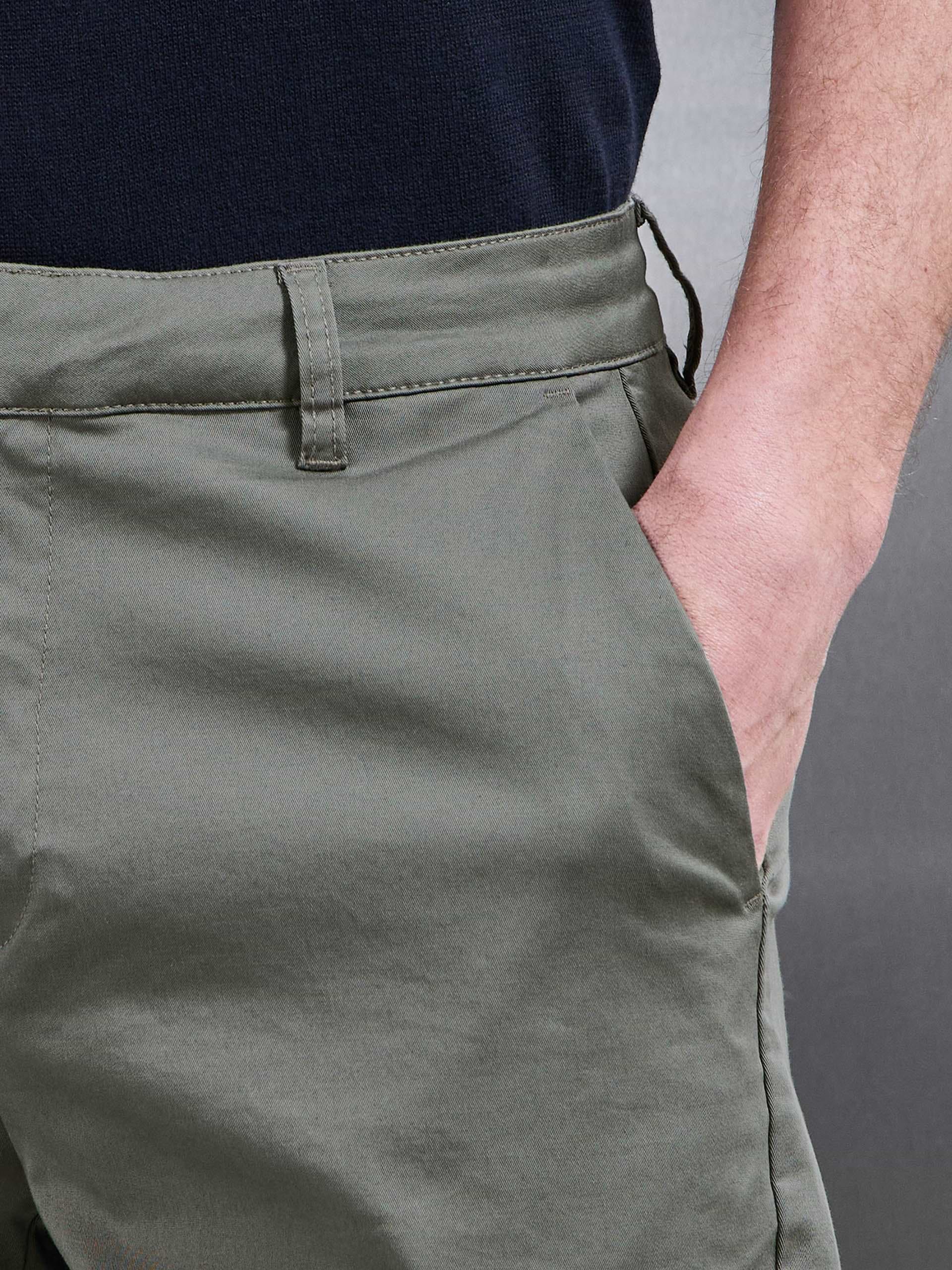Tailored Chino Short in Olive