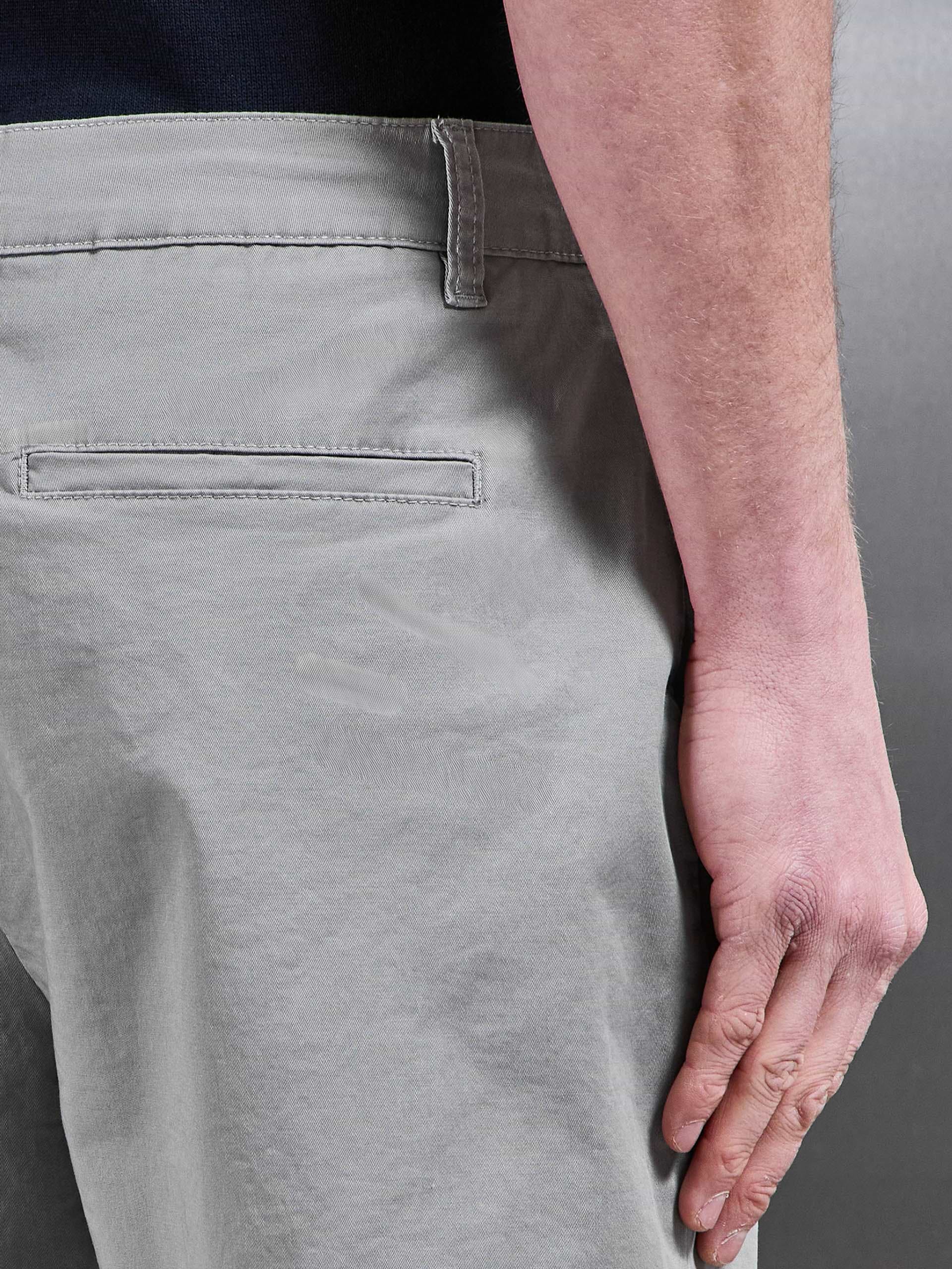 Tailored Chino Short in Stone