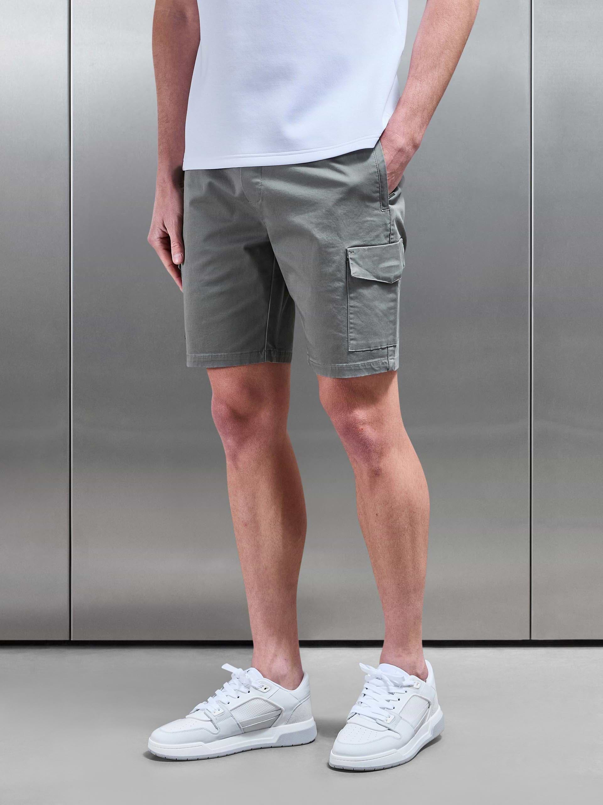 Cotton Drawstring Cargo Short in Olive