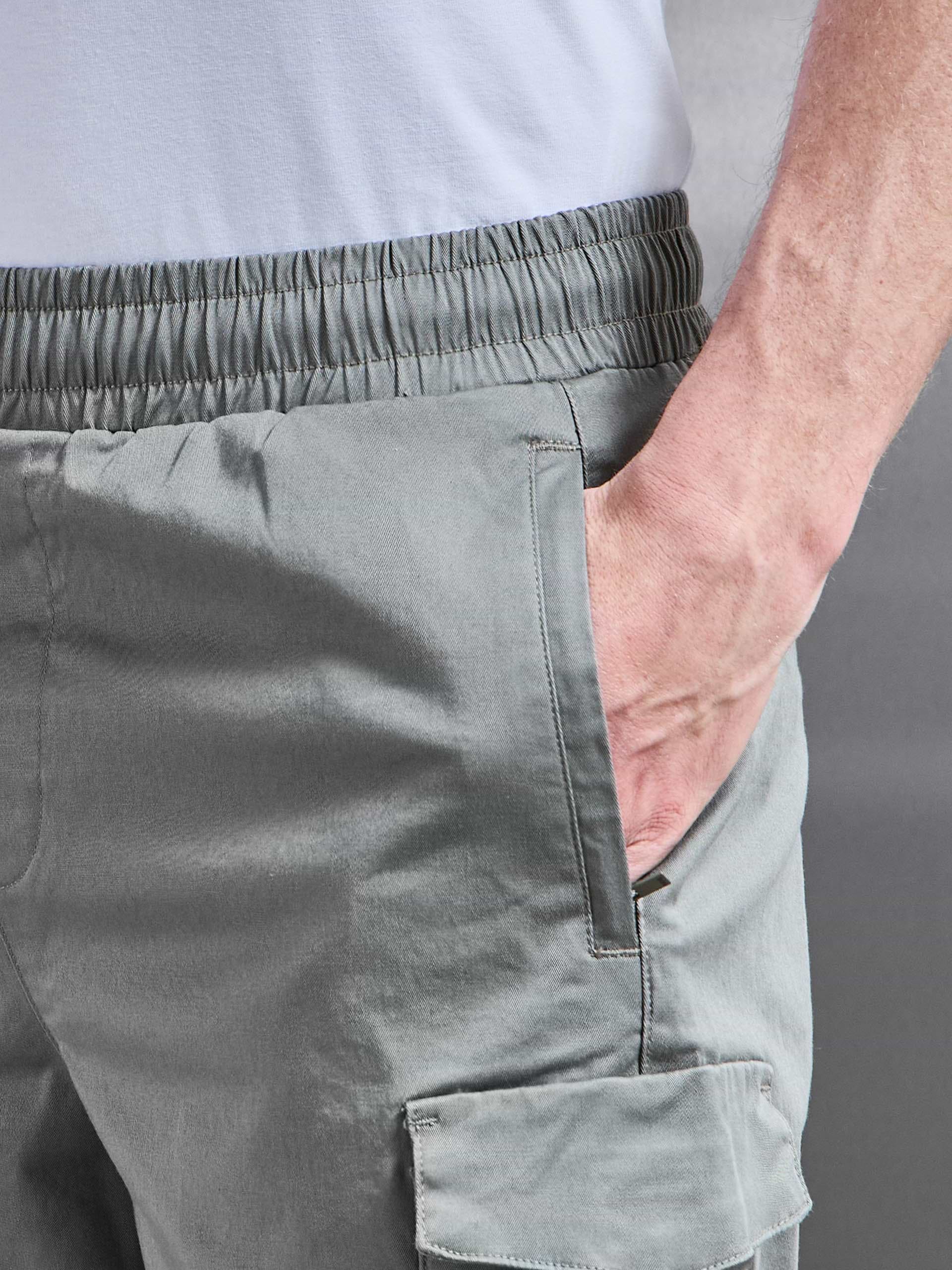 Tailored Drawstring Cargo Short in Olive