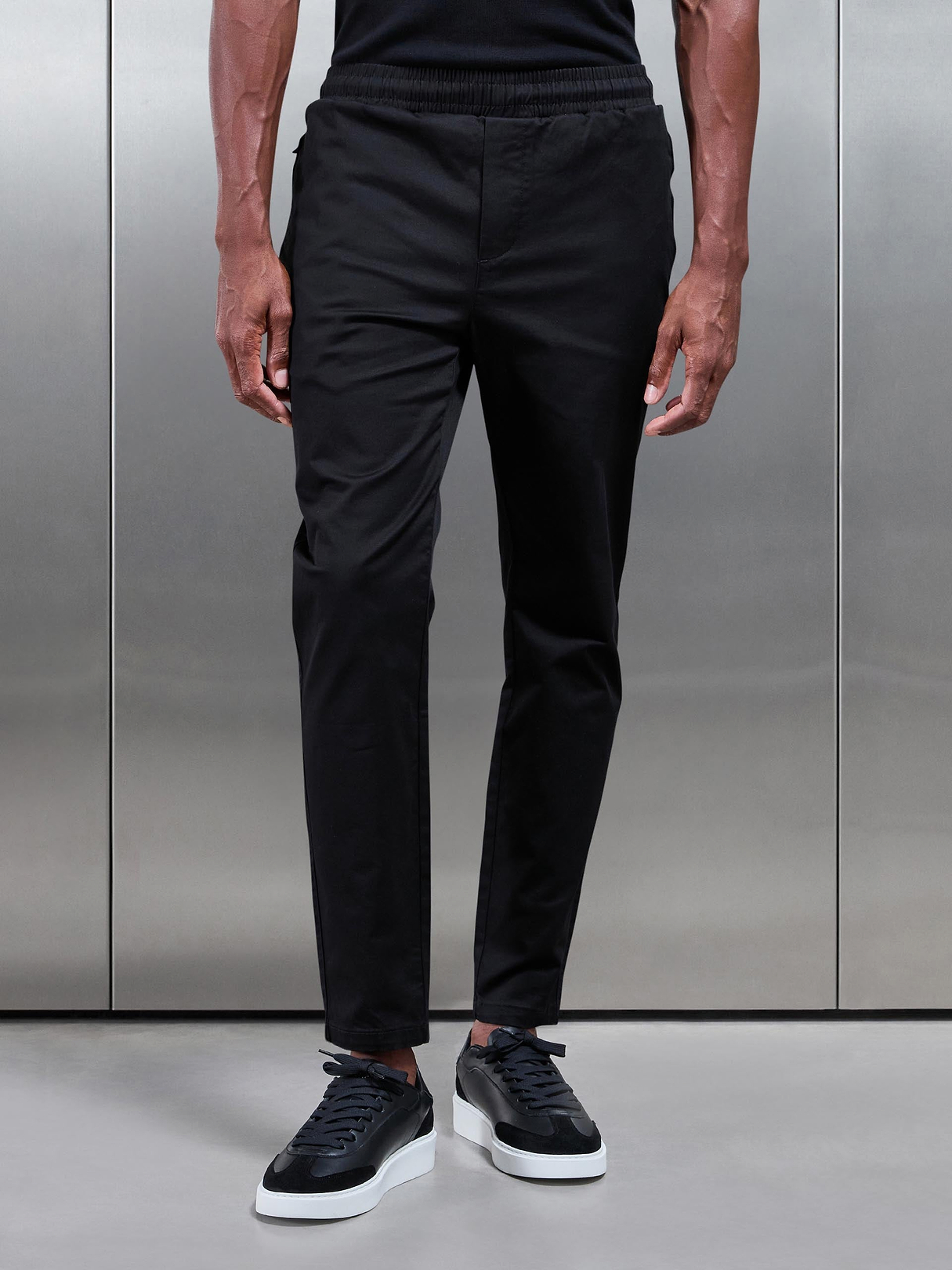 LOHENローヘンDRAWCORD CHINO PANTS 38黒 Tailored Drawstring Chino Trouser in Black | ARNE UK