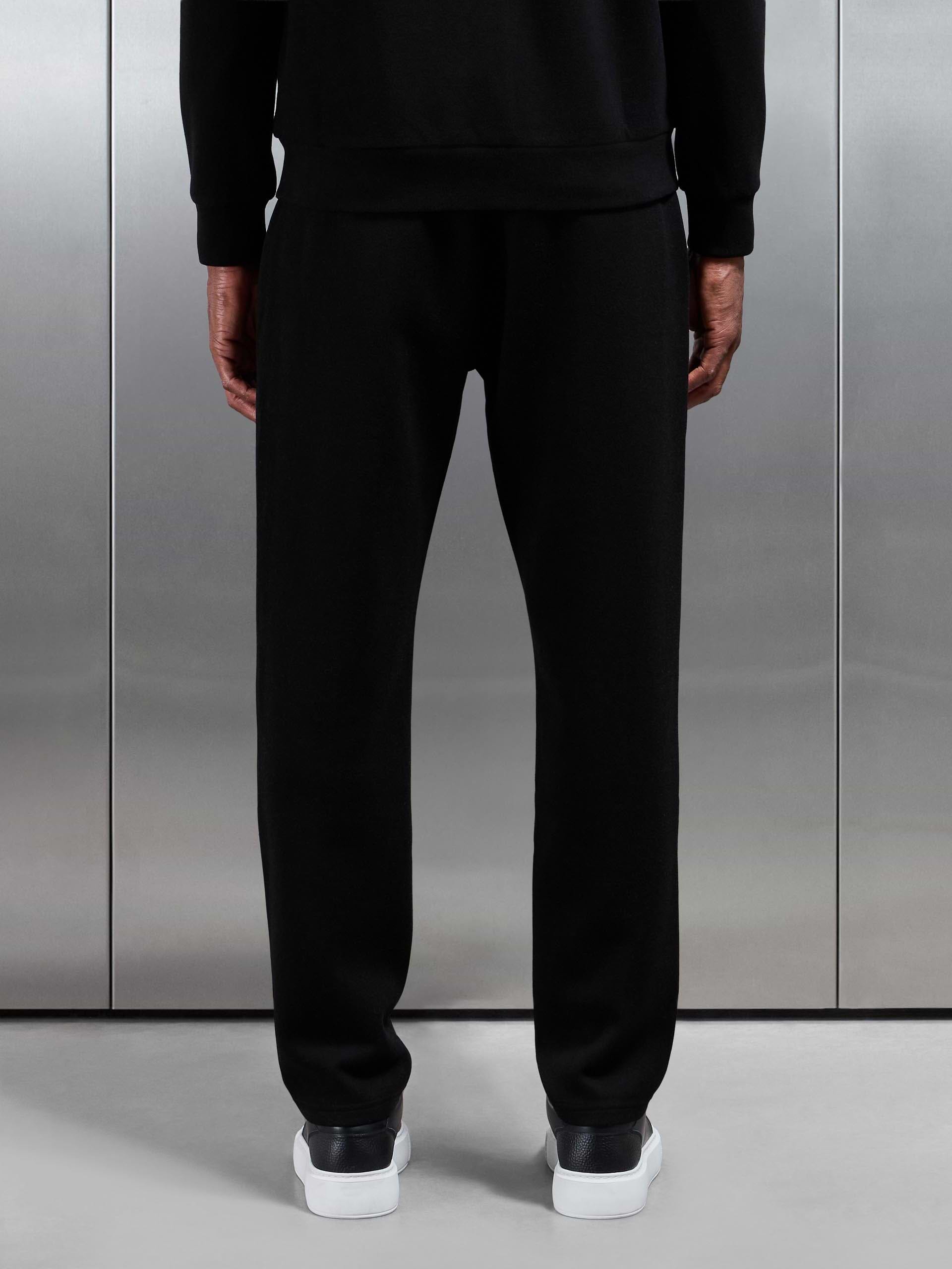 Tailored Knitted Jogger in Black