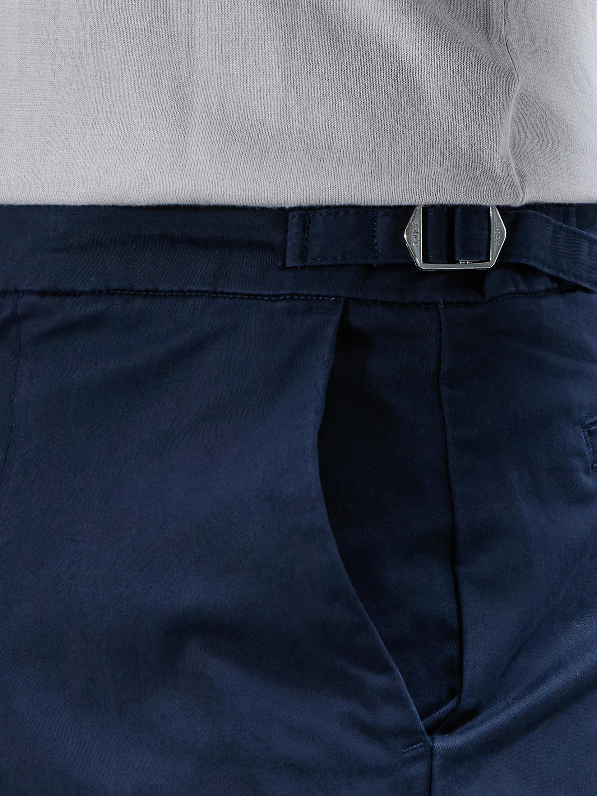 Side Adjuster Chino Short in Navy