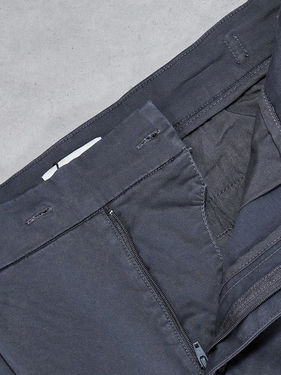 Tailored Side Adjuster Chino Trouser in Grey