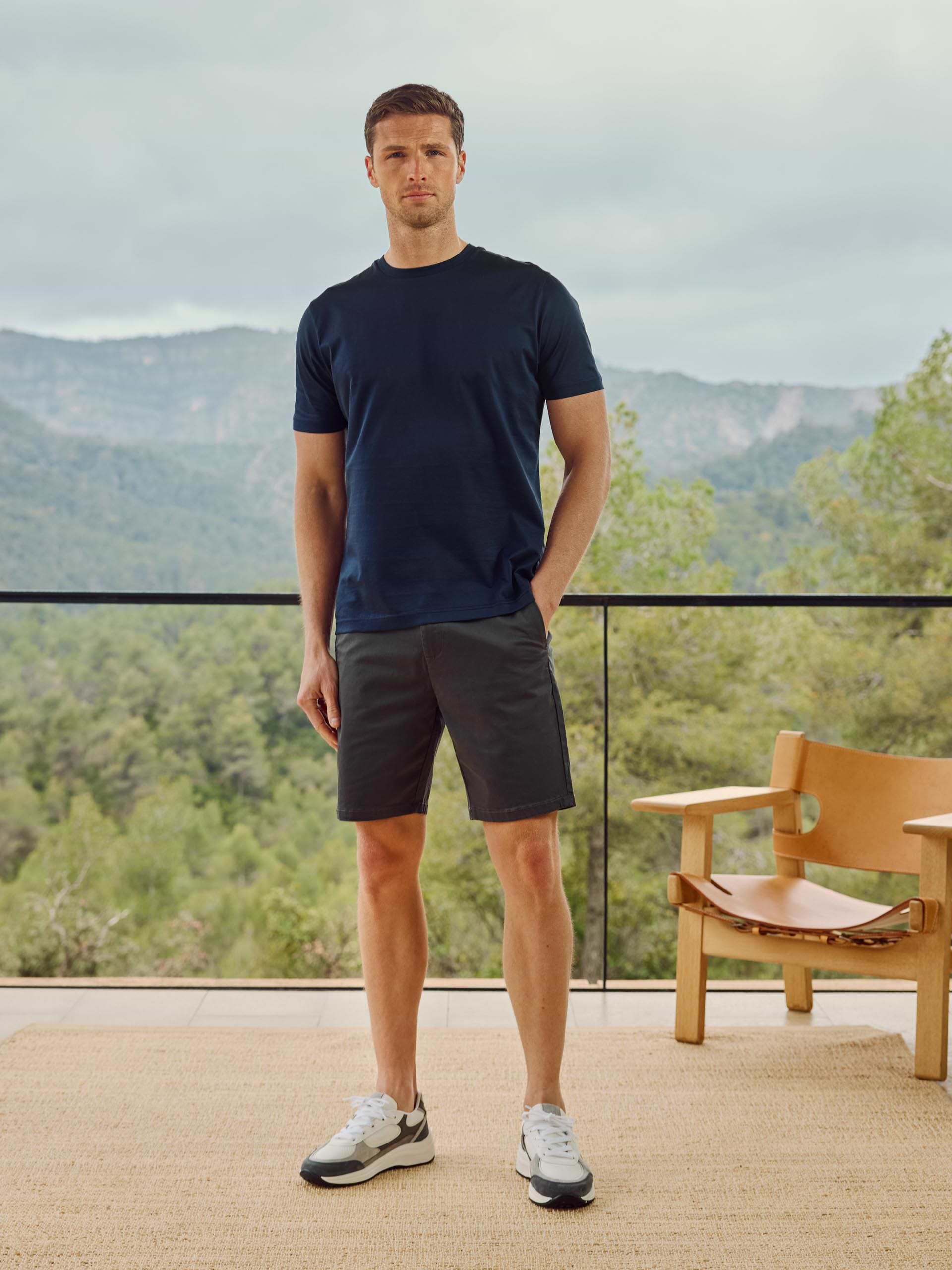 Slim Chino Short in Grey