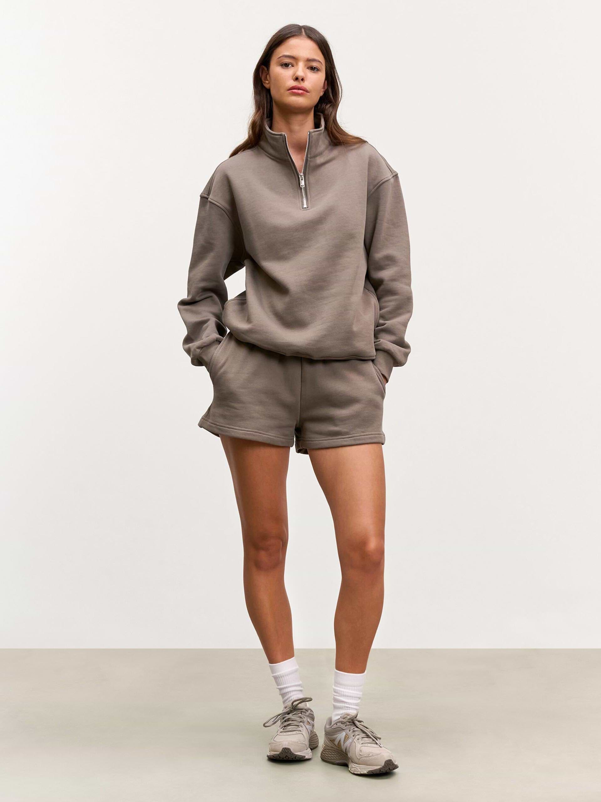 Womens Relaxed Jersey Short in Taupe