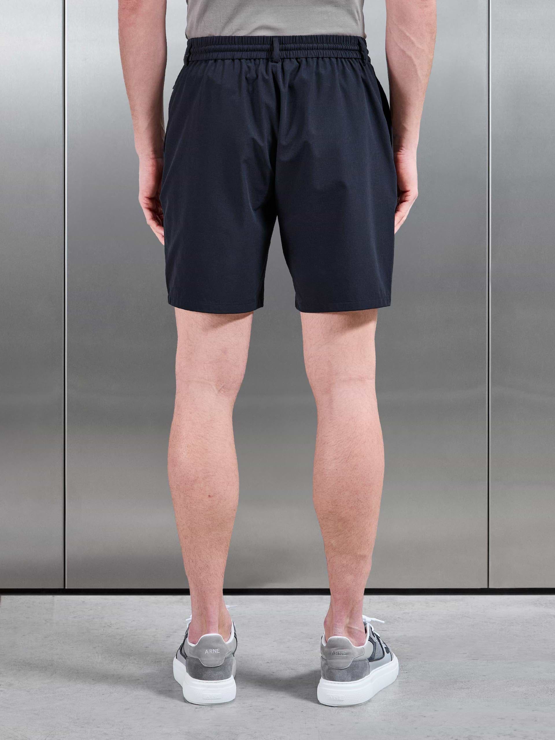Technical Stretch Chino Short in Navy