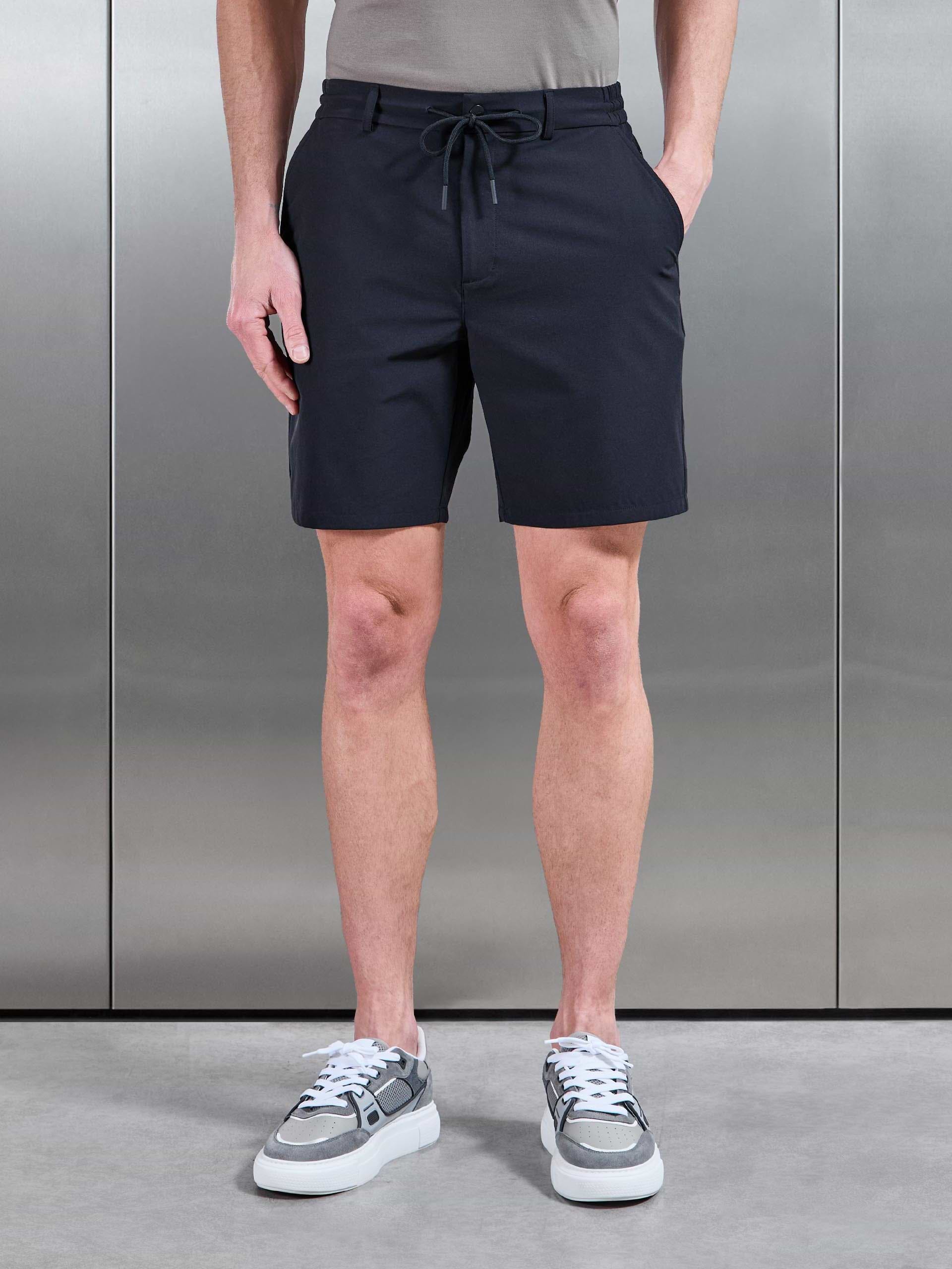 Technical Stretch Chino Short in Navy