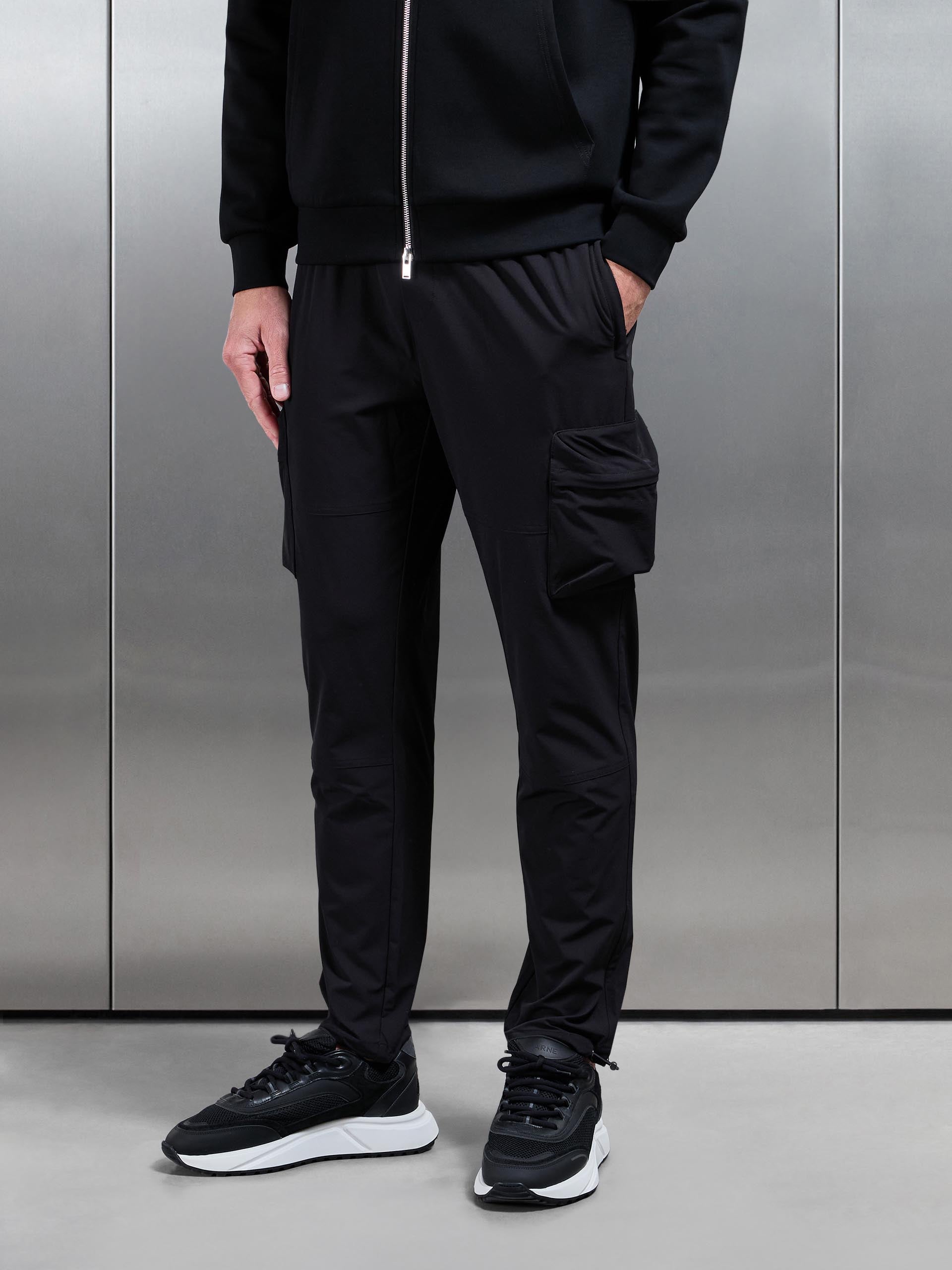 Technical 3D Cargo Pant in Black