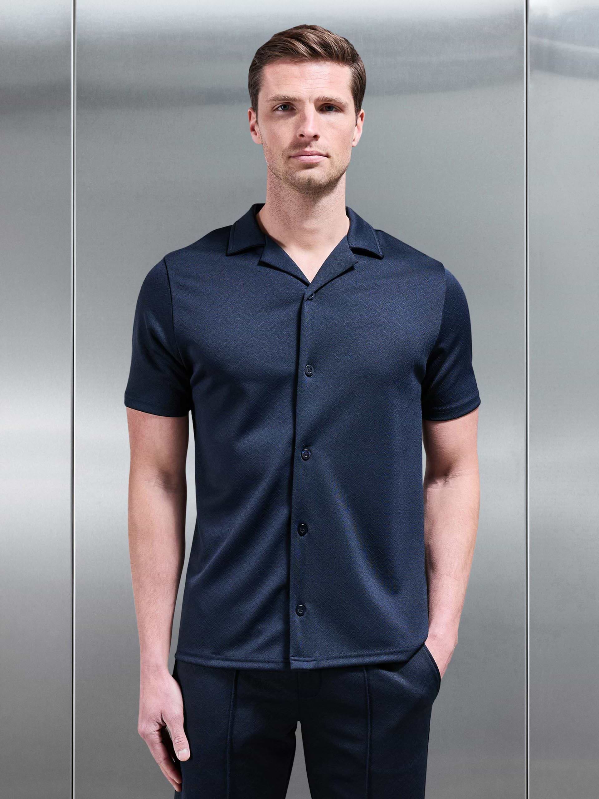 Textured Interlock Revere Collar Shirt in Navy