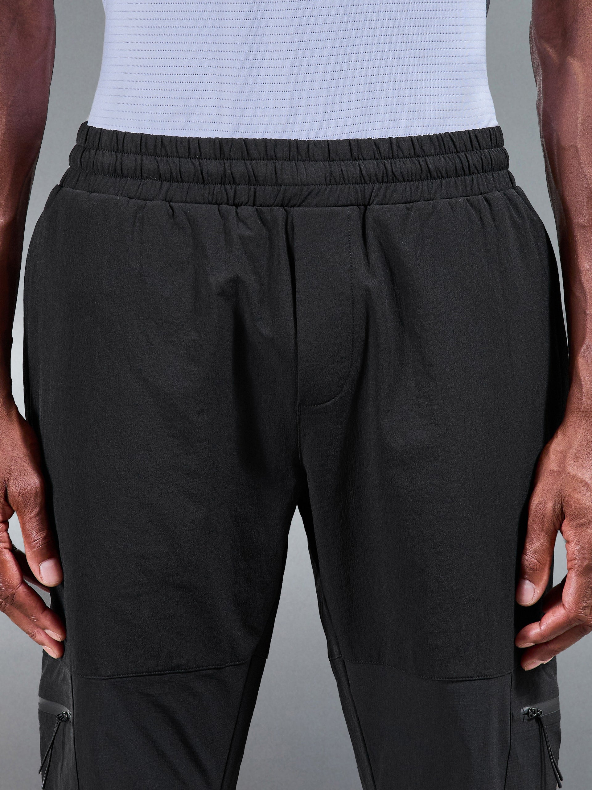 Trail Pant in Black