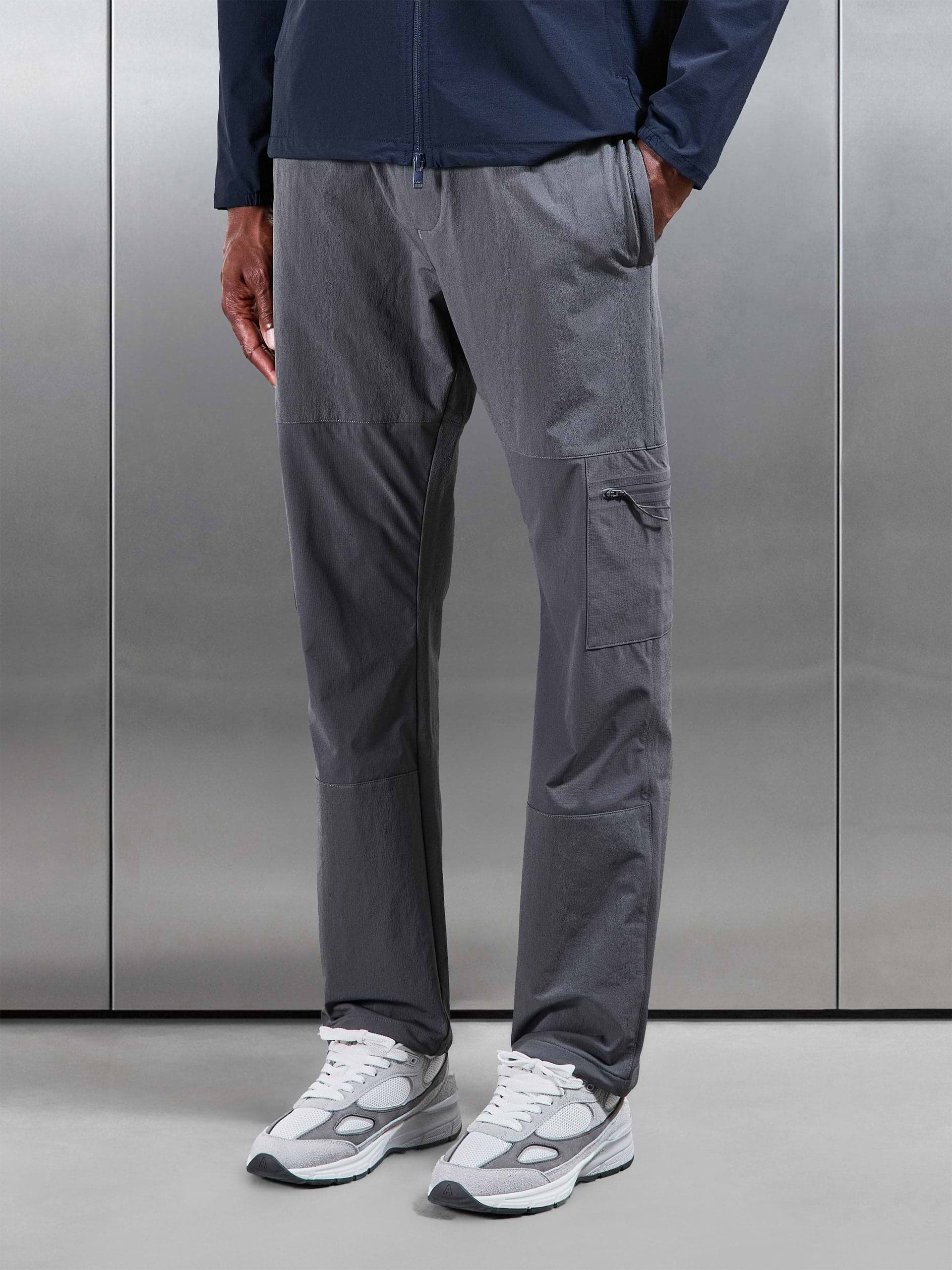 Trail Pant in Grey