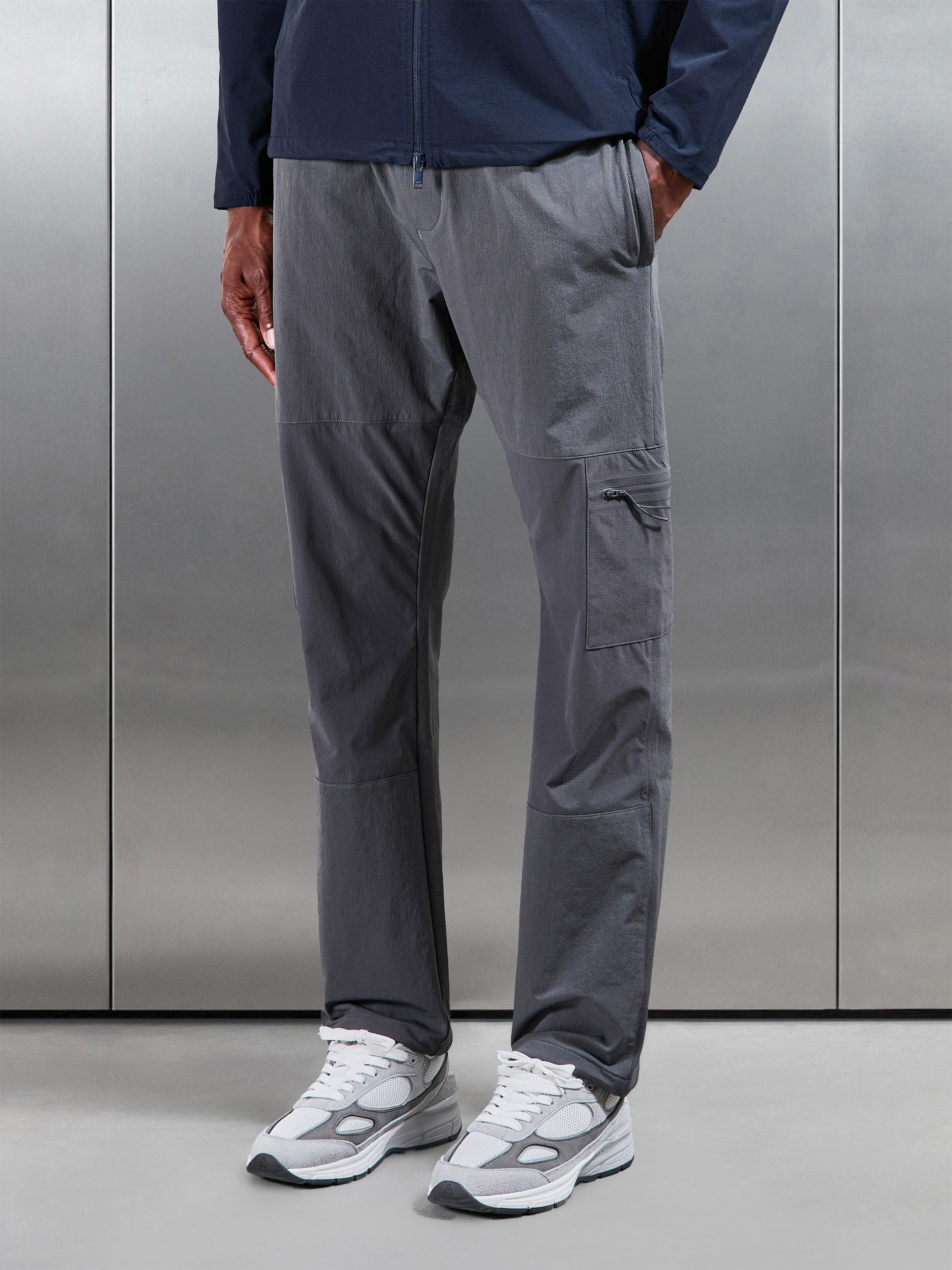 Trail Pant in Grey