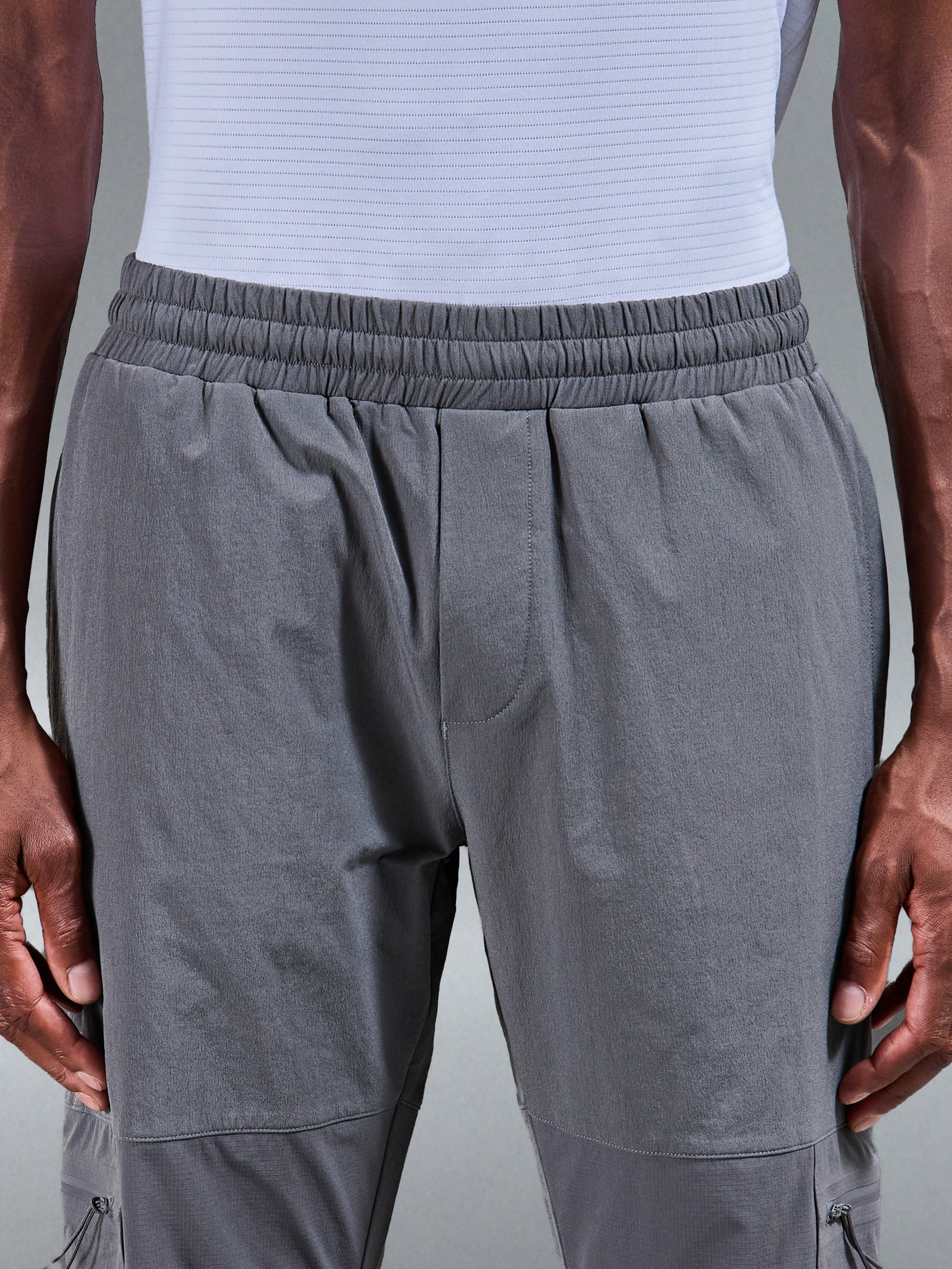 Trail Pant in Grey