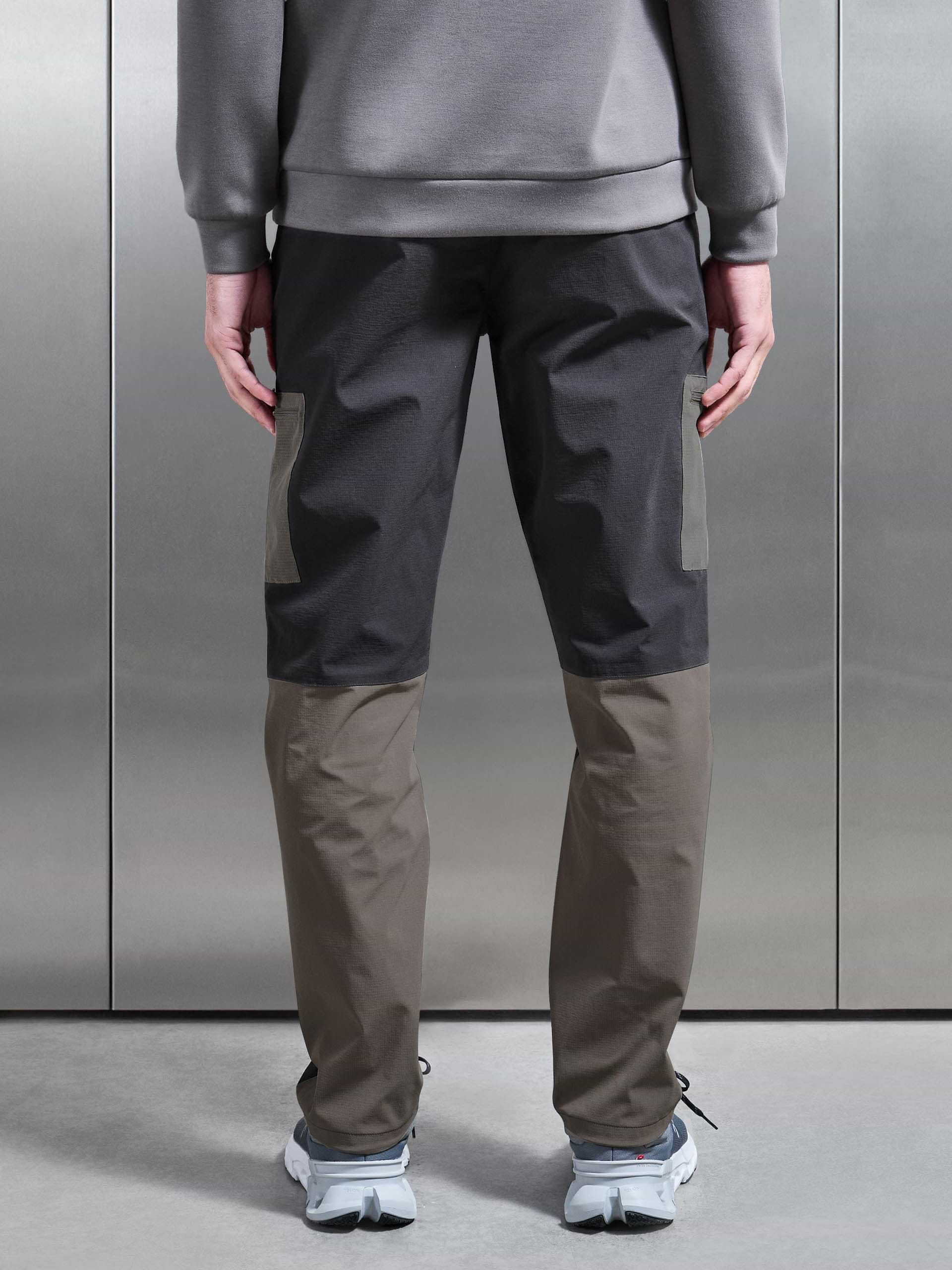 Trail Colour Block Cargo Pant in Grey