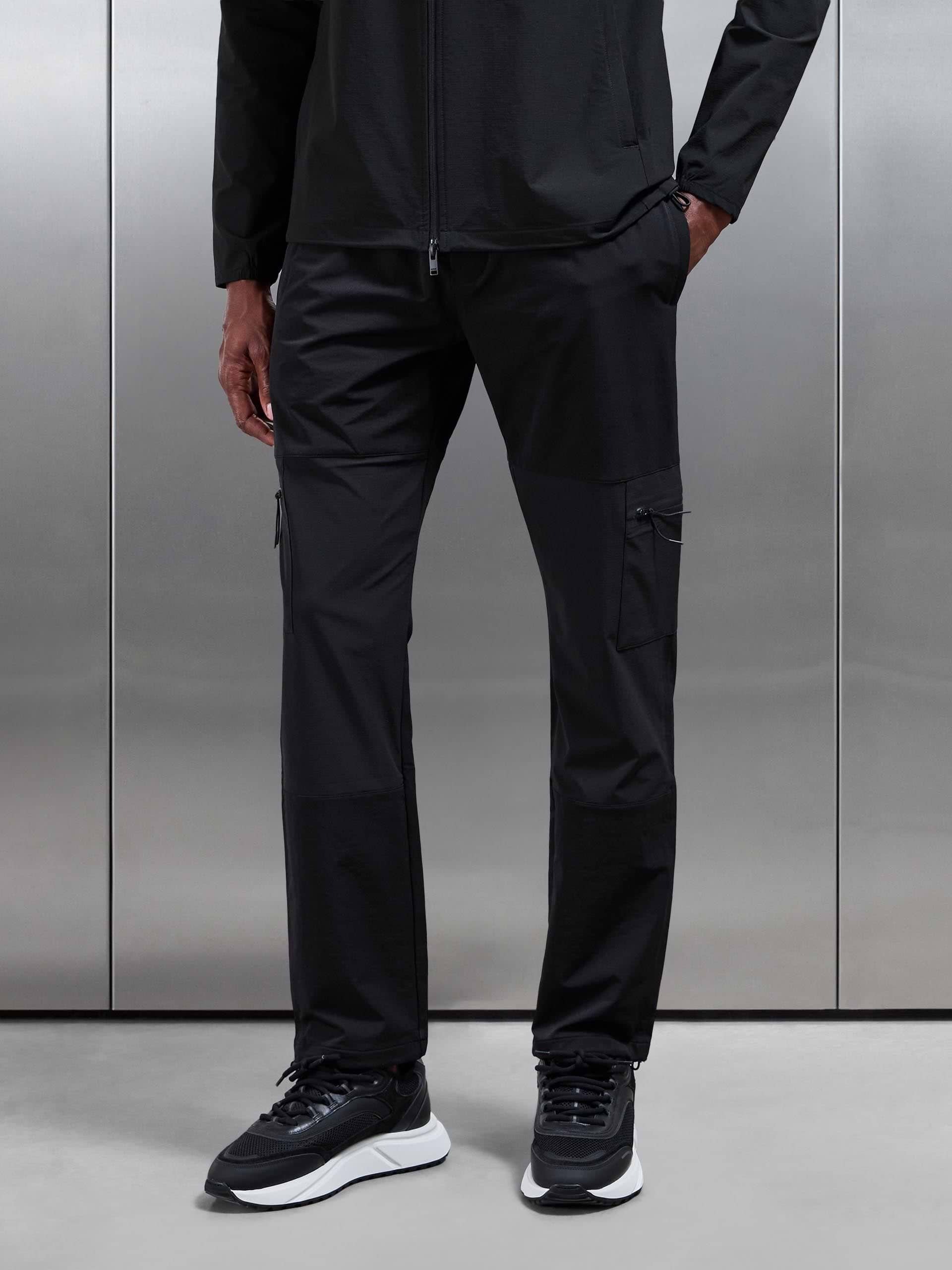 Trail Pant in Black