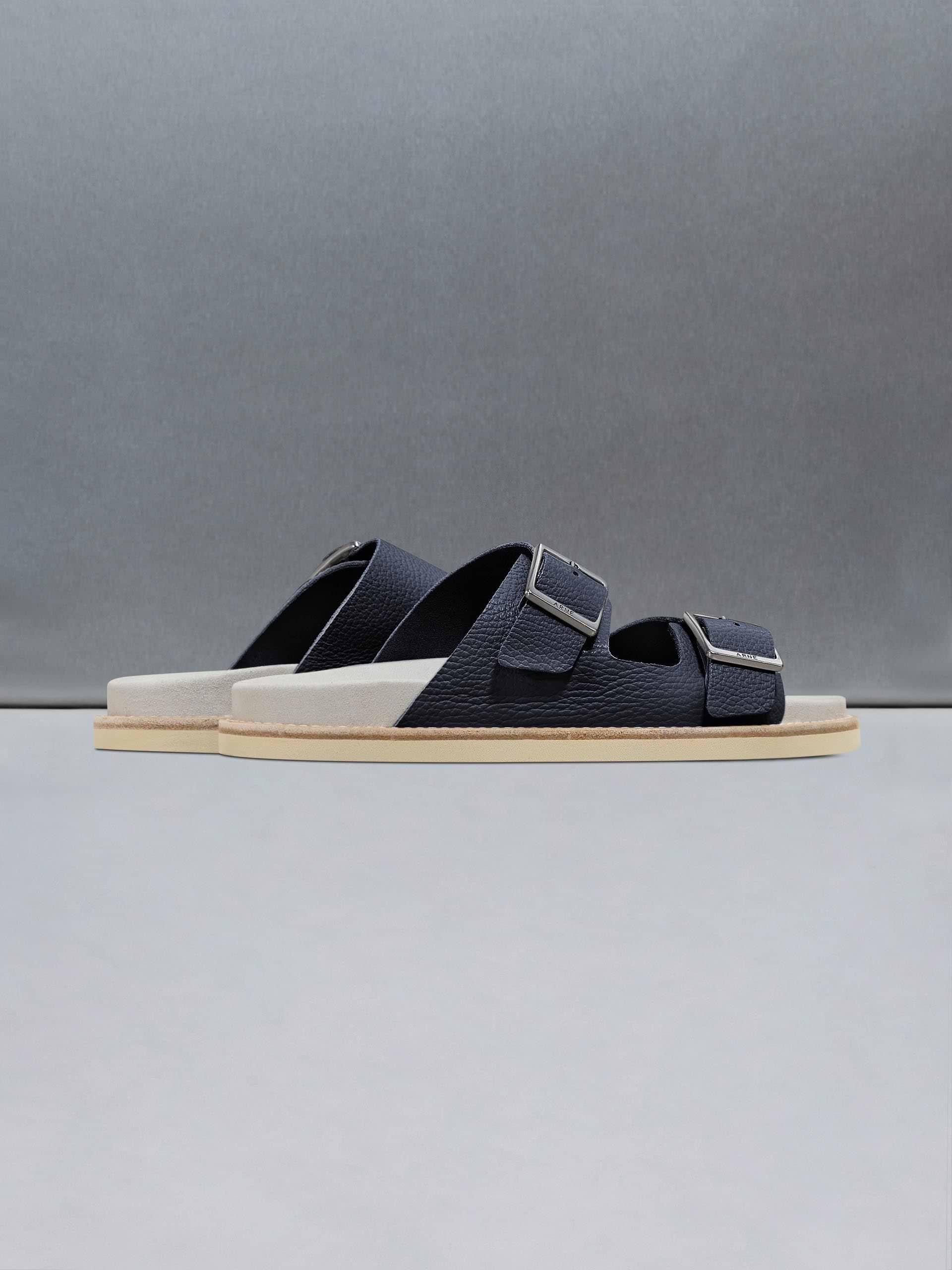 Tumbled Leather Sandal in Navy