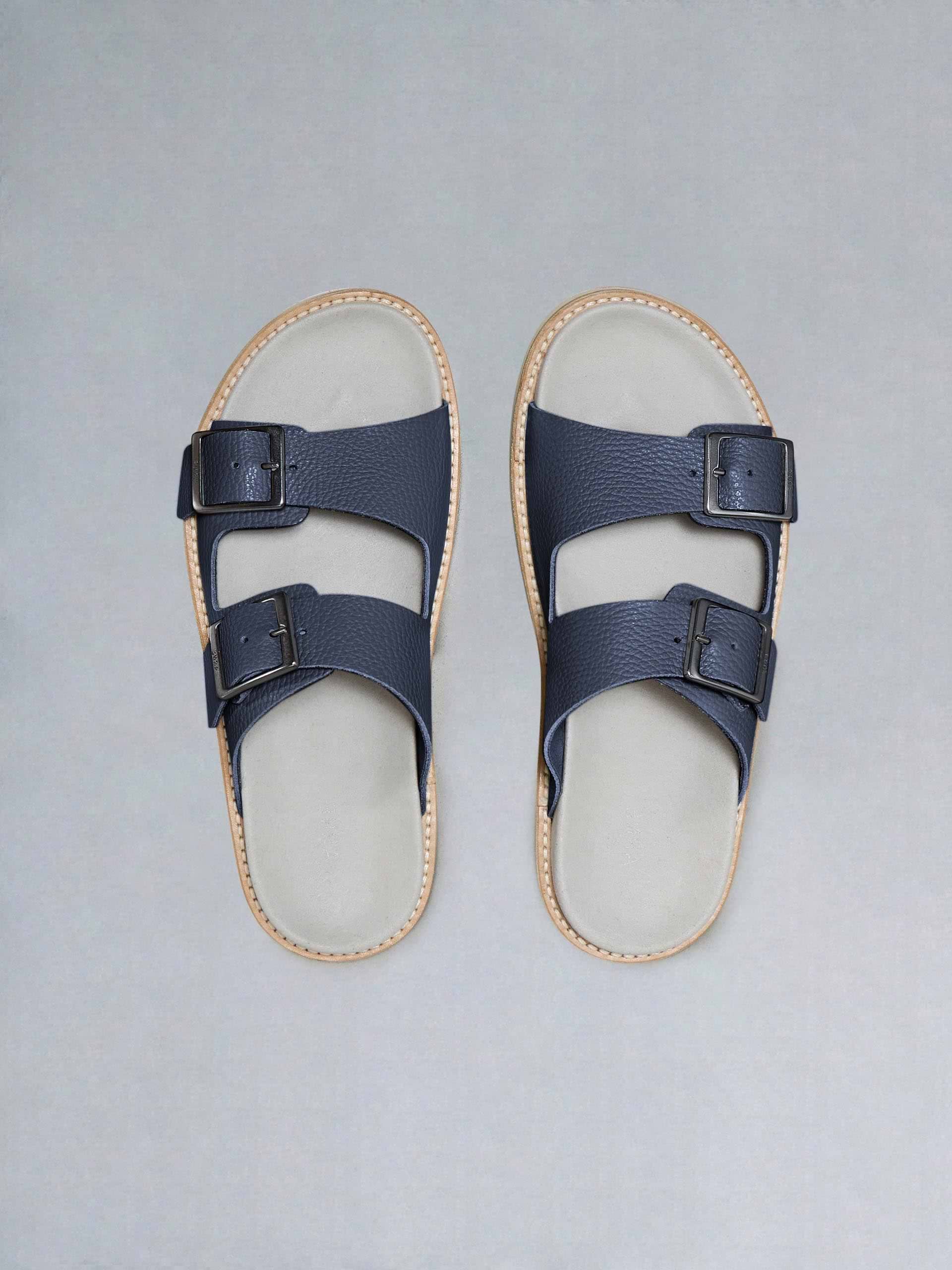 Tumbled Leather Sandal in Navy