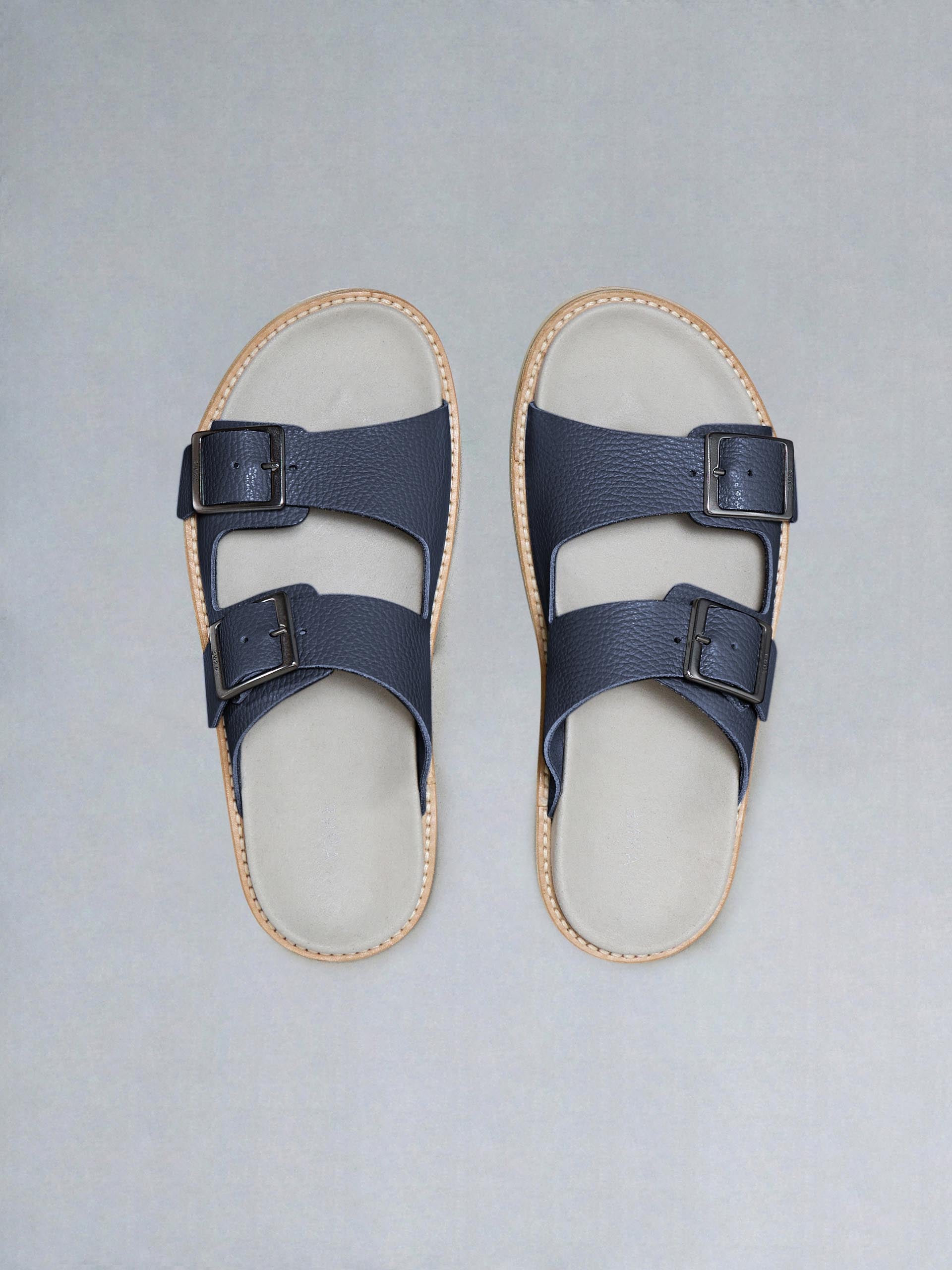 Tumbled Leather Sandal in Navy