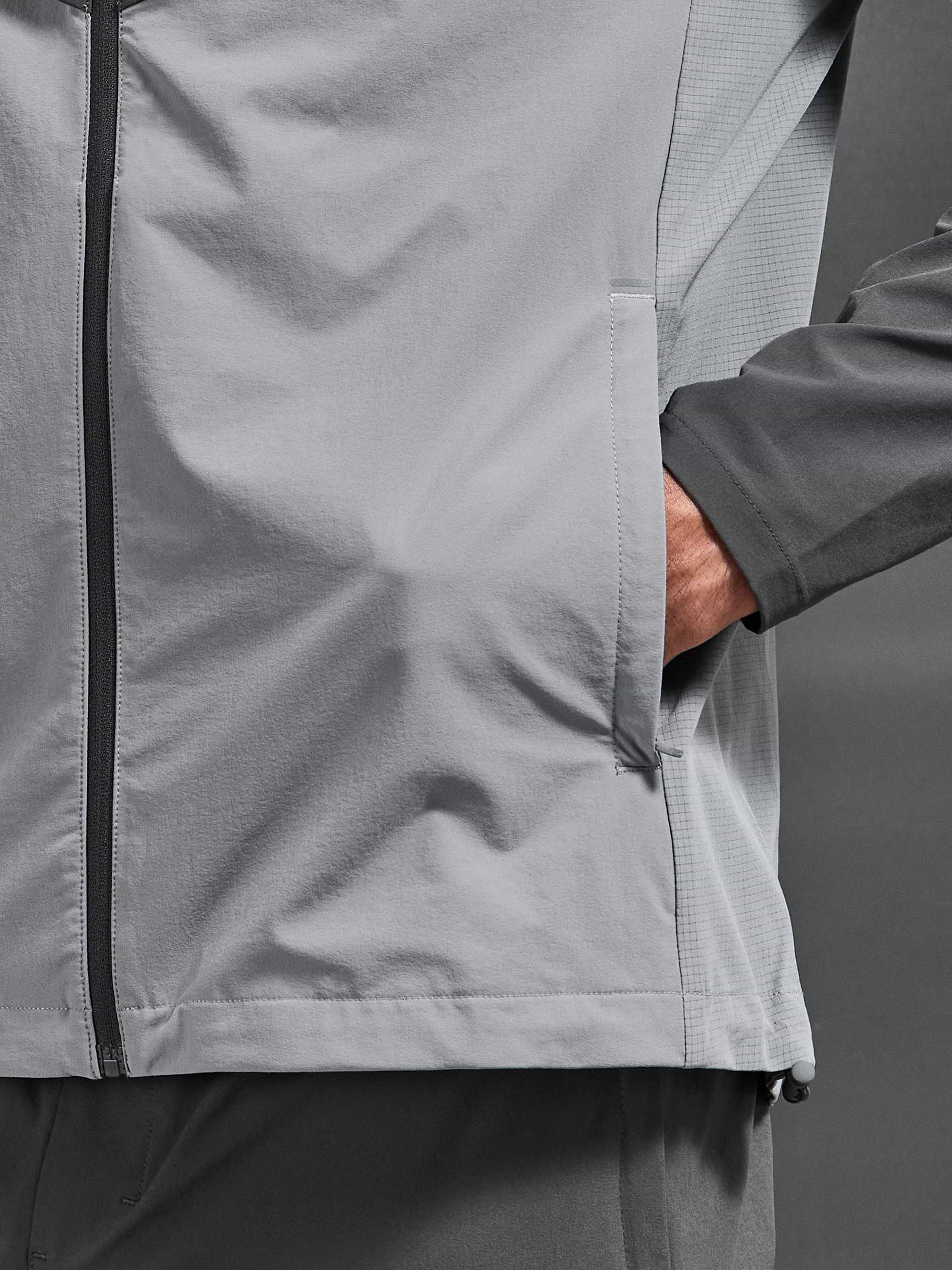 Utility Trail Windbreaker in Grey