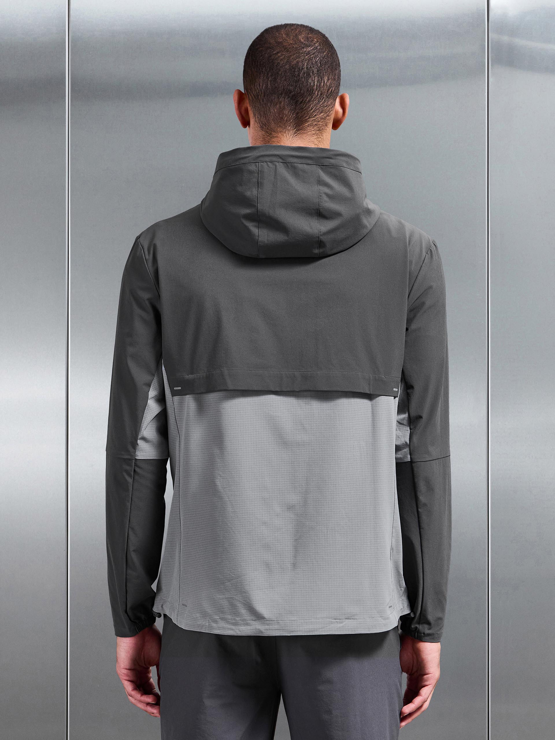 Utility Trail Windbreaker in Grey