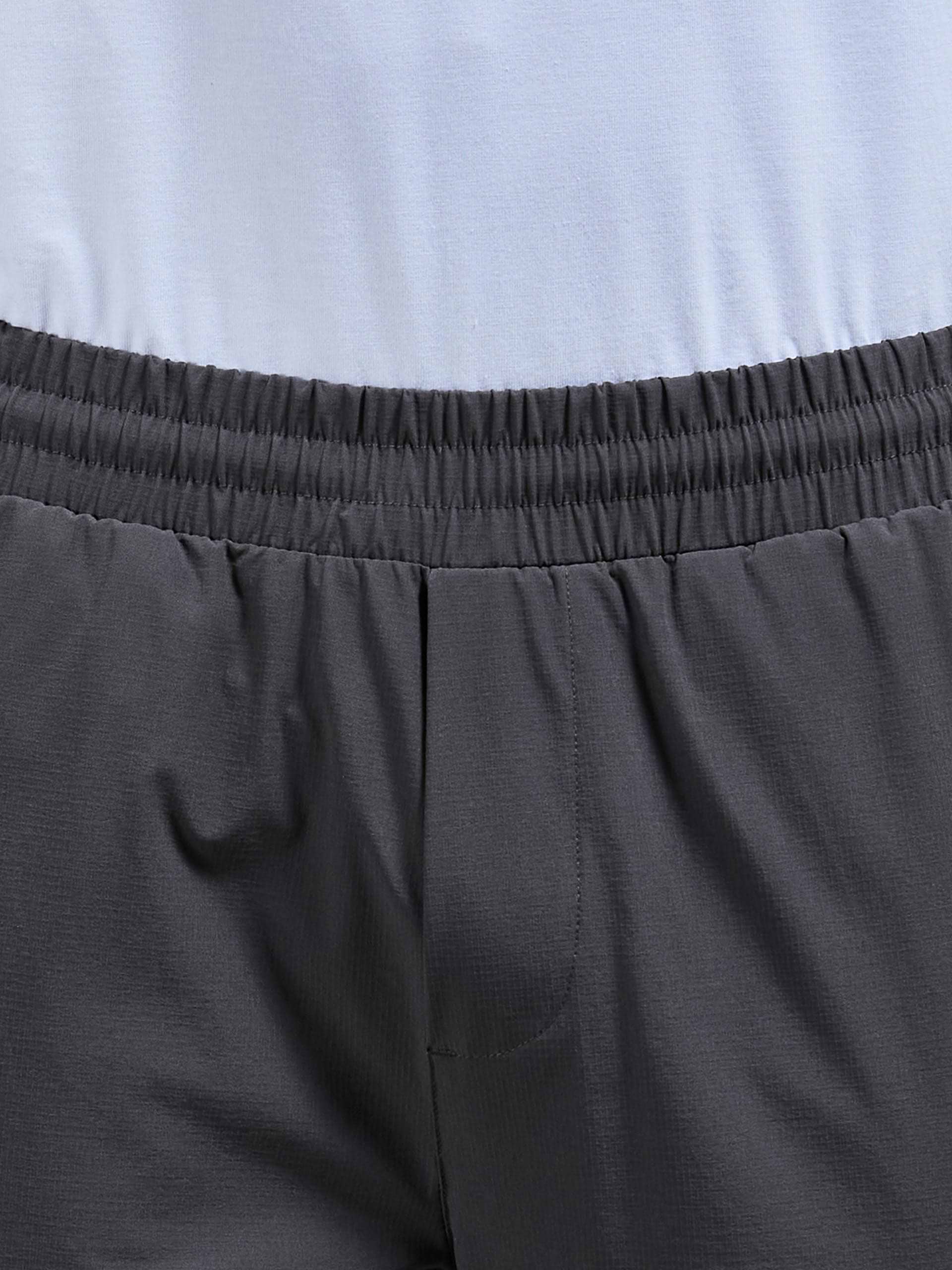 Utility Trackpant in Grey