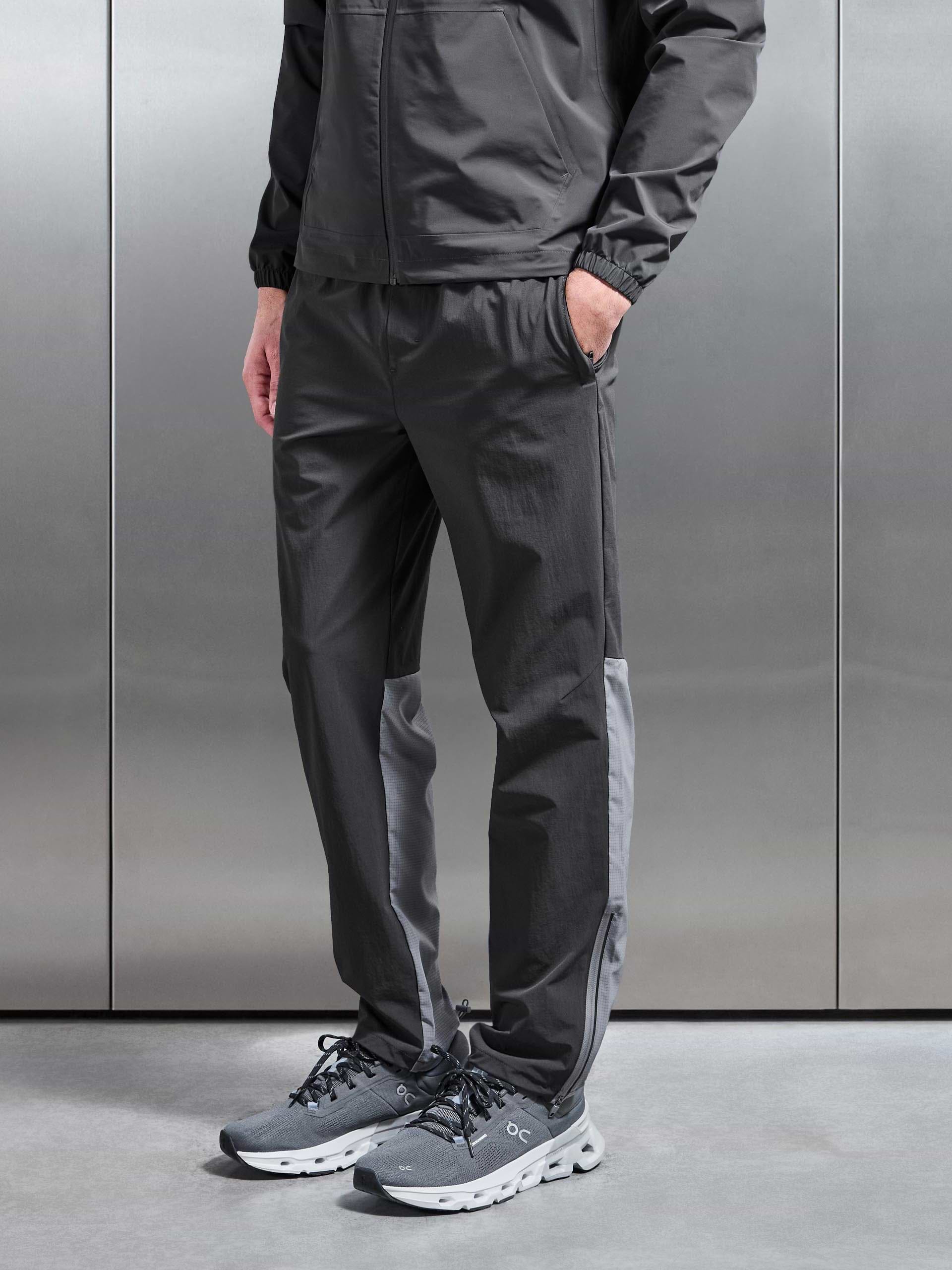 Utility Trail Trackpant in Grey