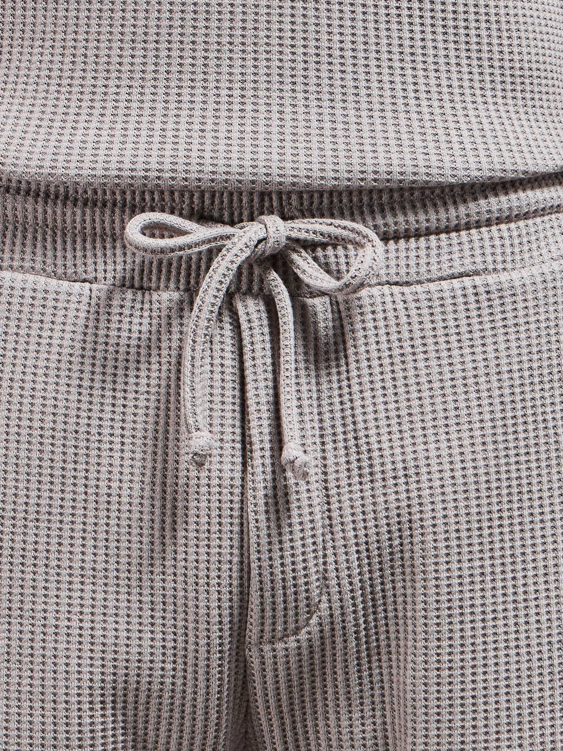 Waffle Relaxed Short in Taupe
