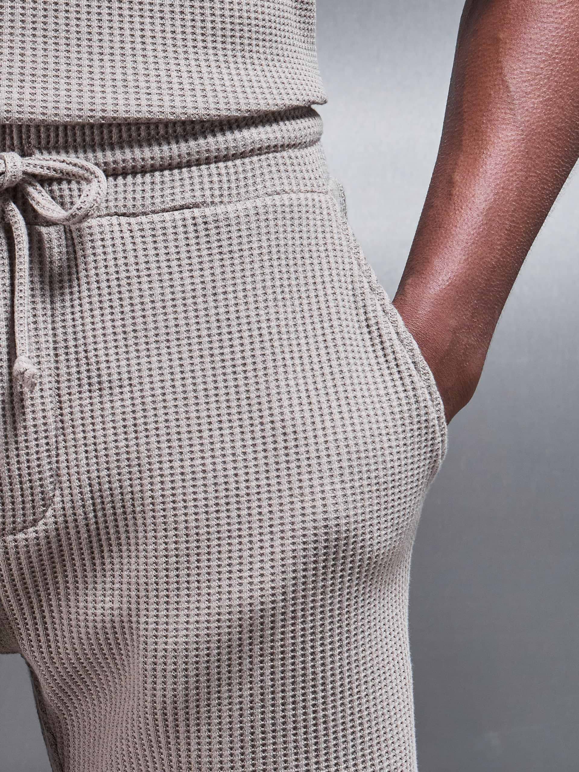 Waffle Relaxed Short in Taupe