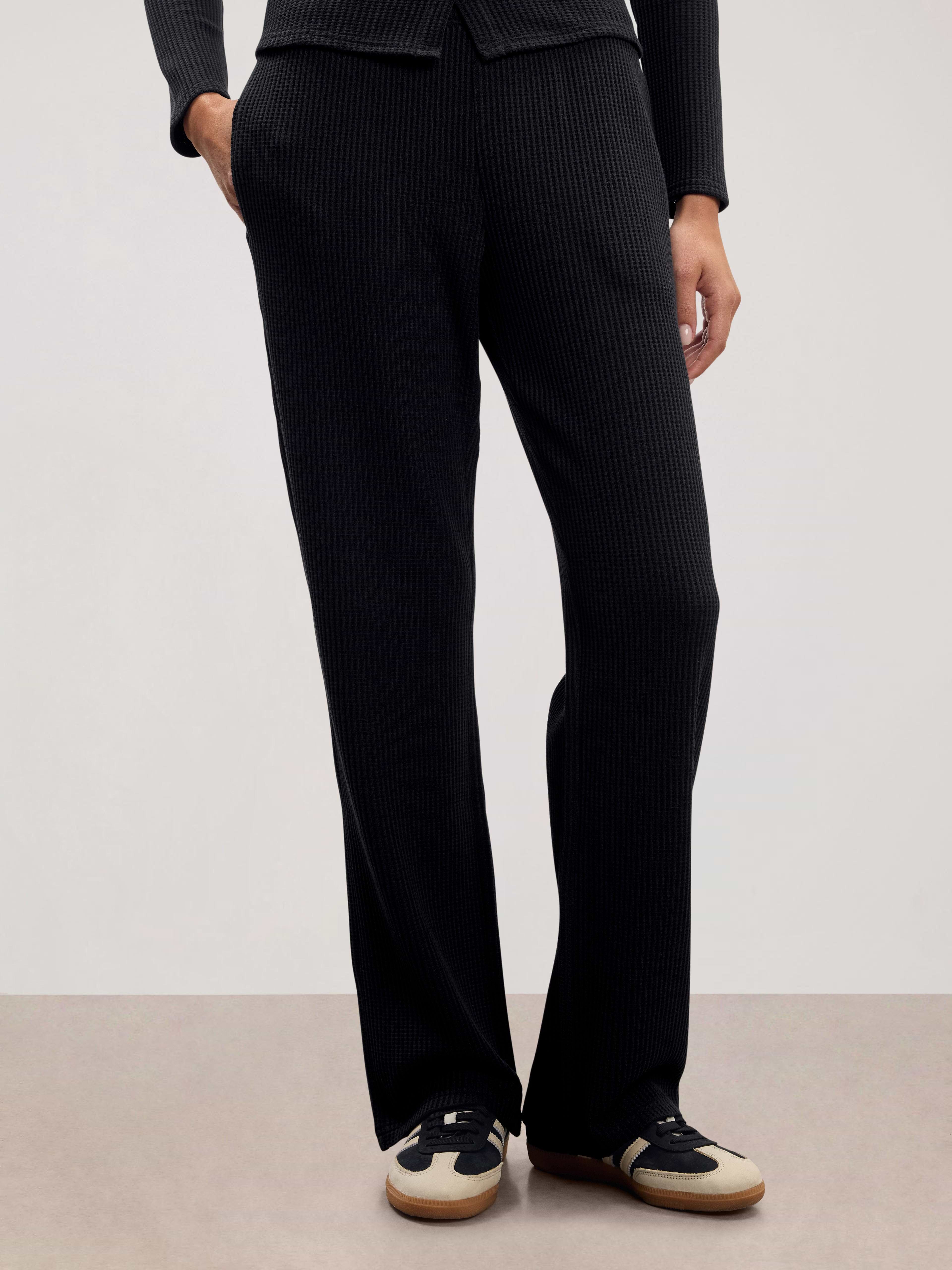 Womens Waffle Straight Leg Trouser in Black