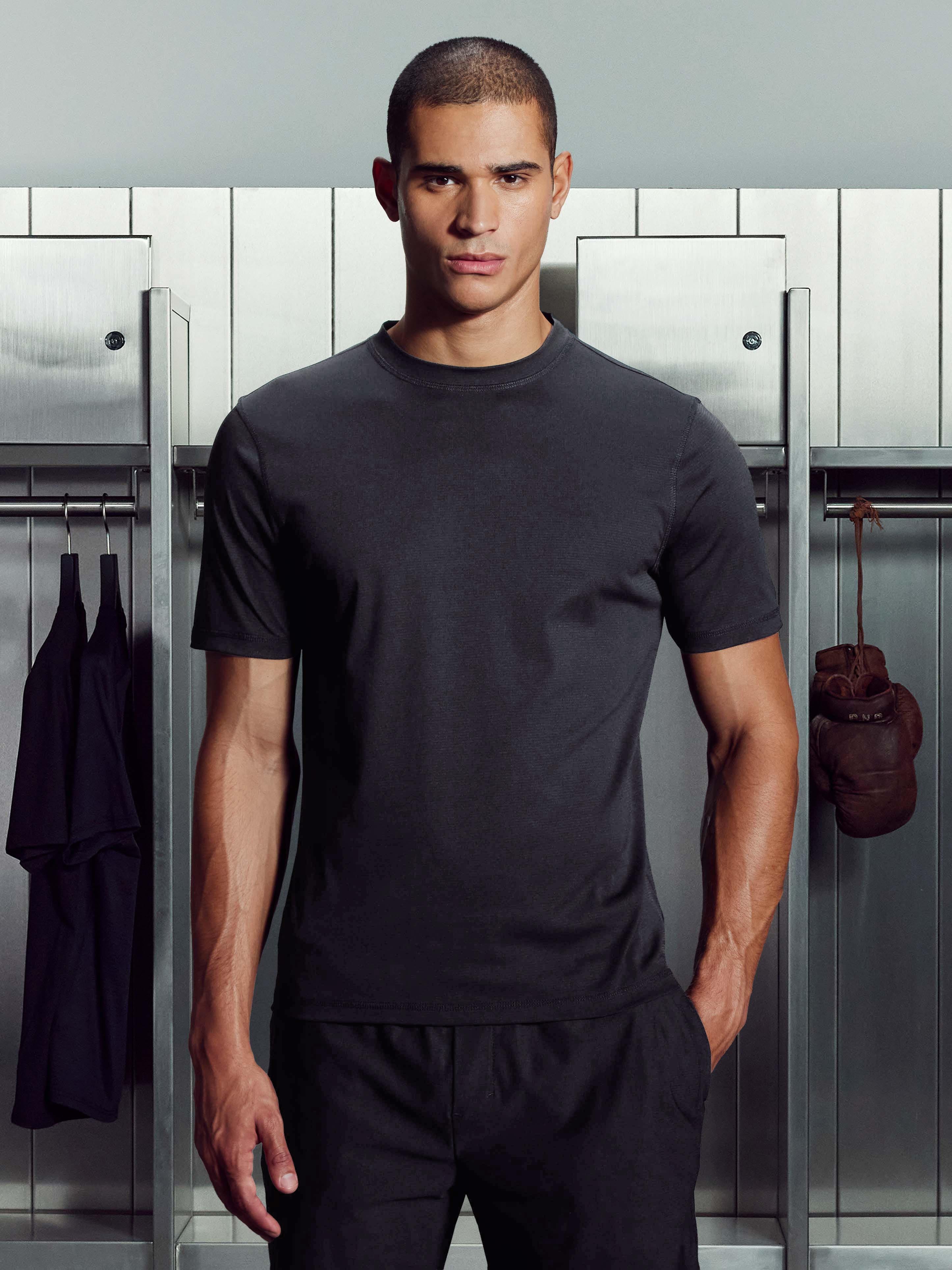 Warp Knitted T-Shirt in Black