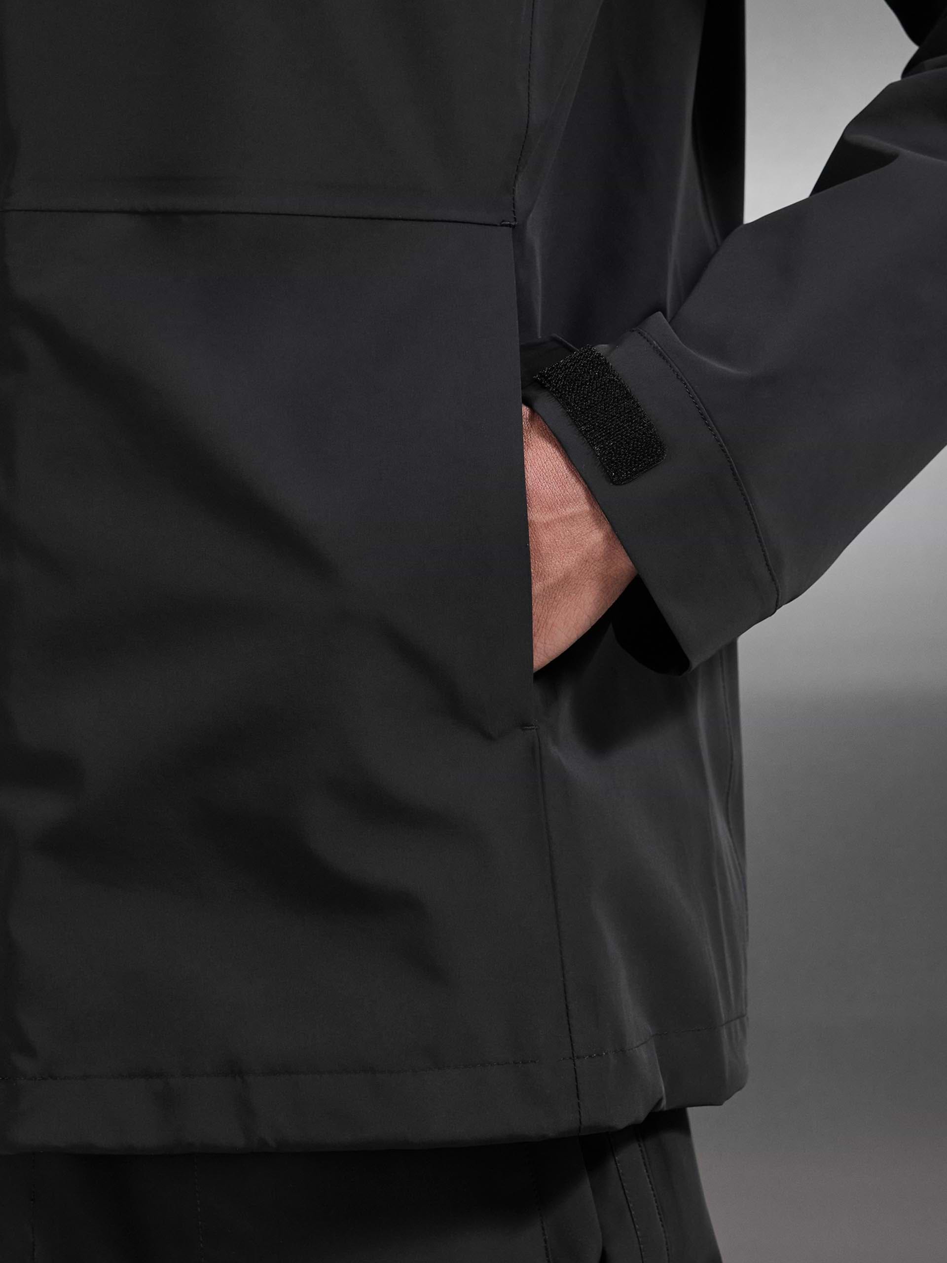 Waterproof Golf Jacket in Black