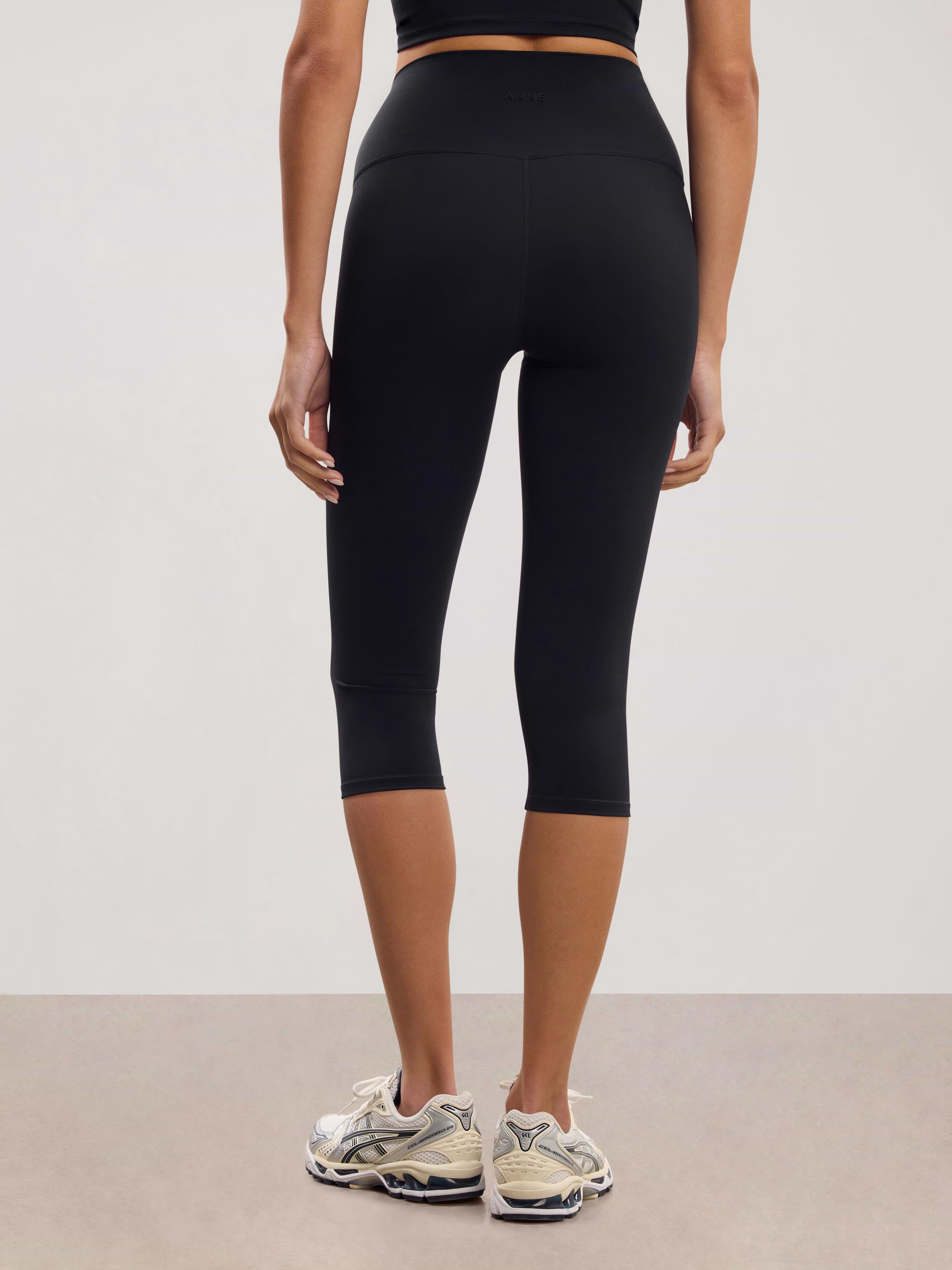Womens Active Capri Legging in Black
