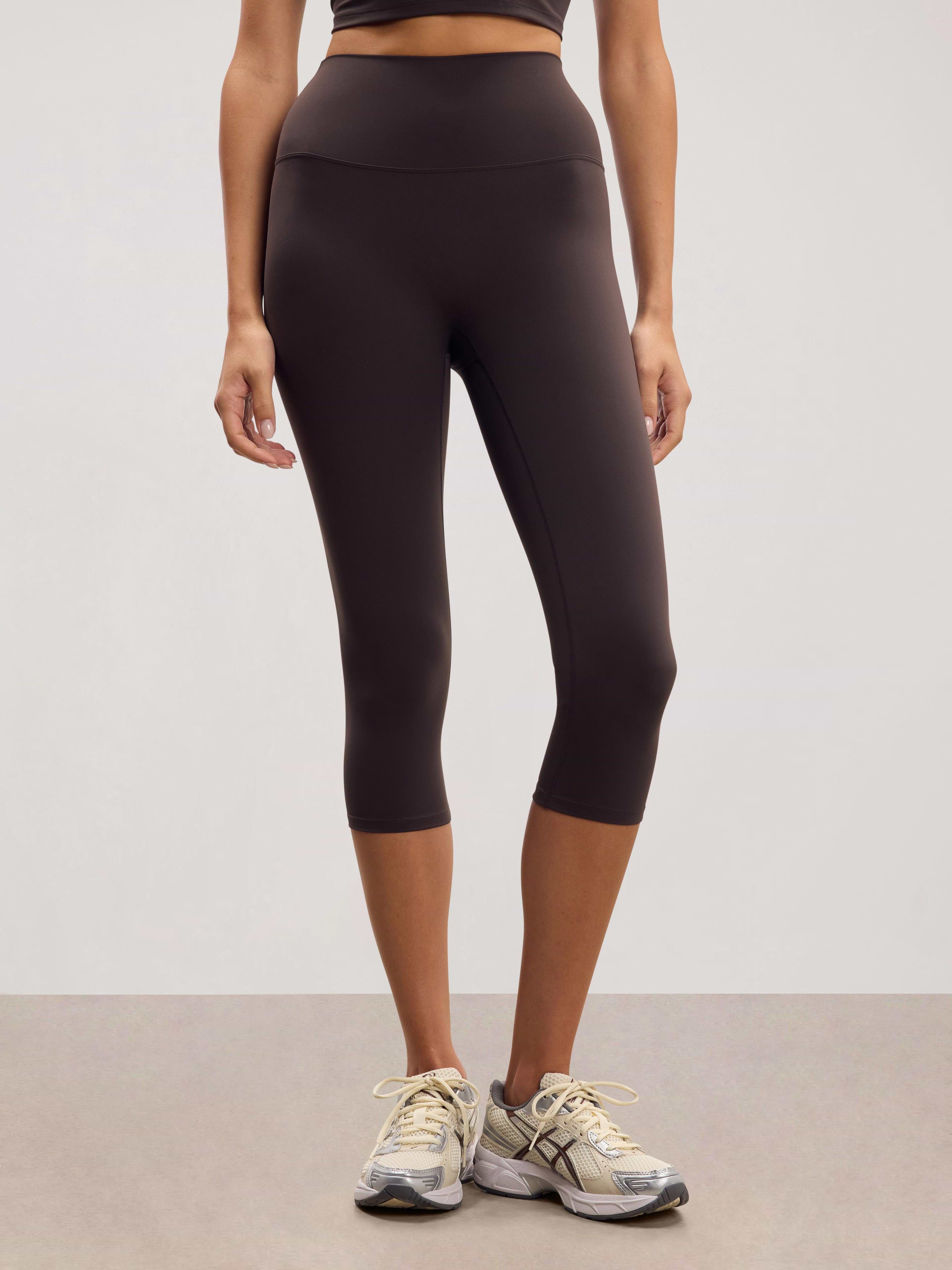 Womens Active Capri Legging in Brown