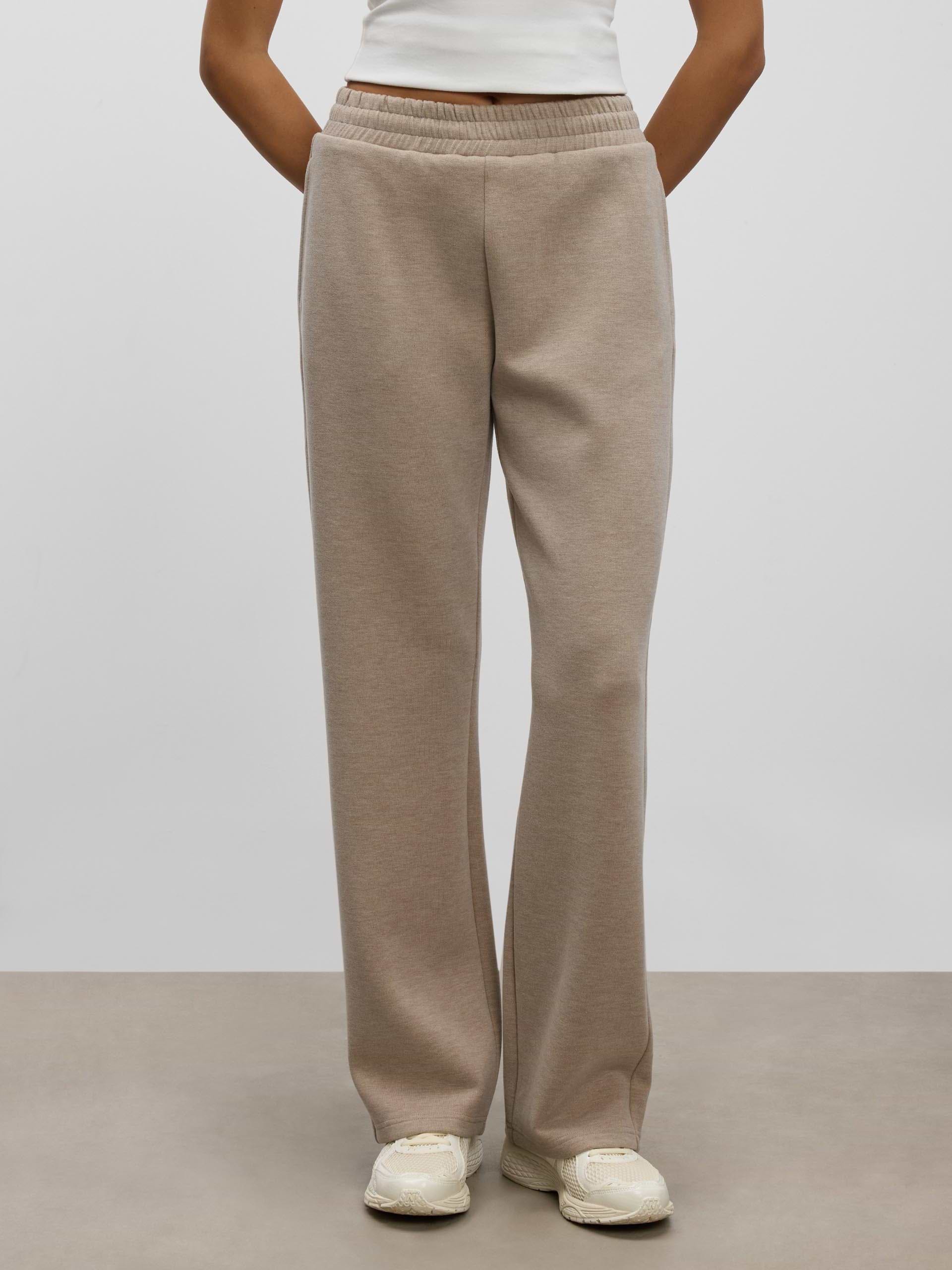 Womens Knitted Straight Leg Jogger in Stone