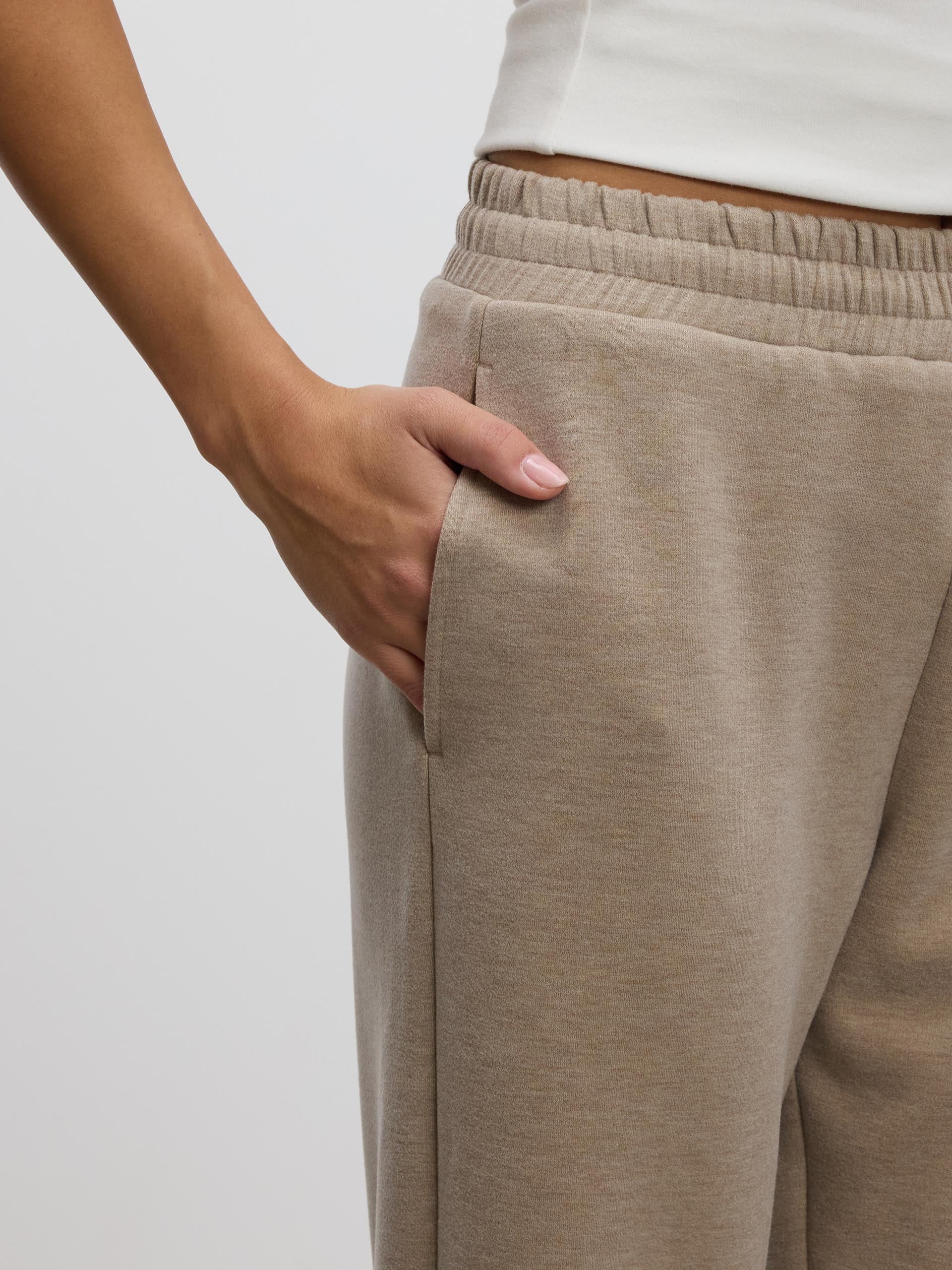 Womens Knitted Straight Leg Jogger in Stone