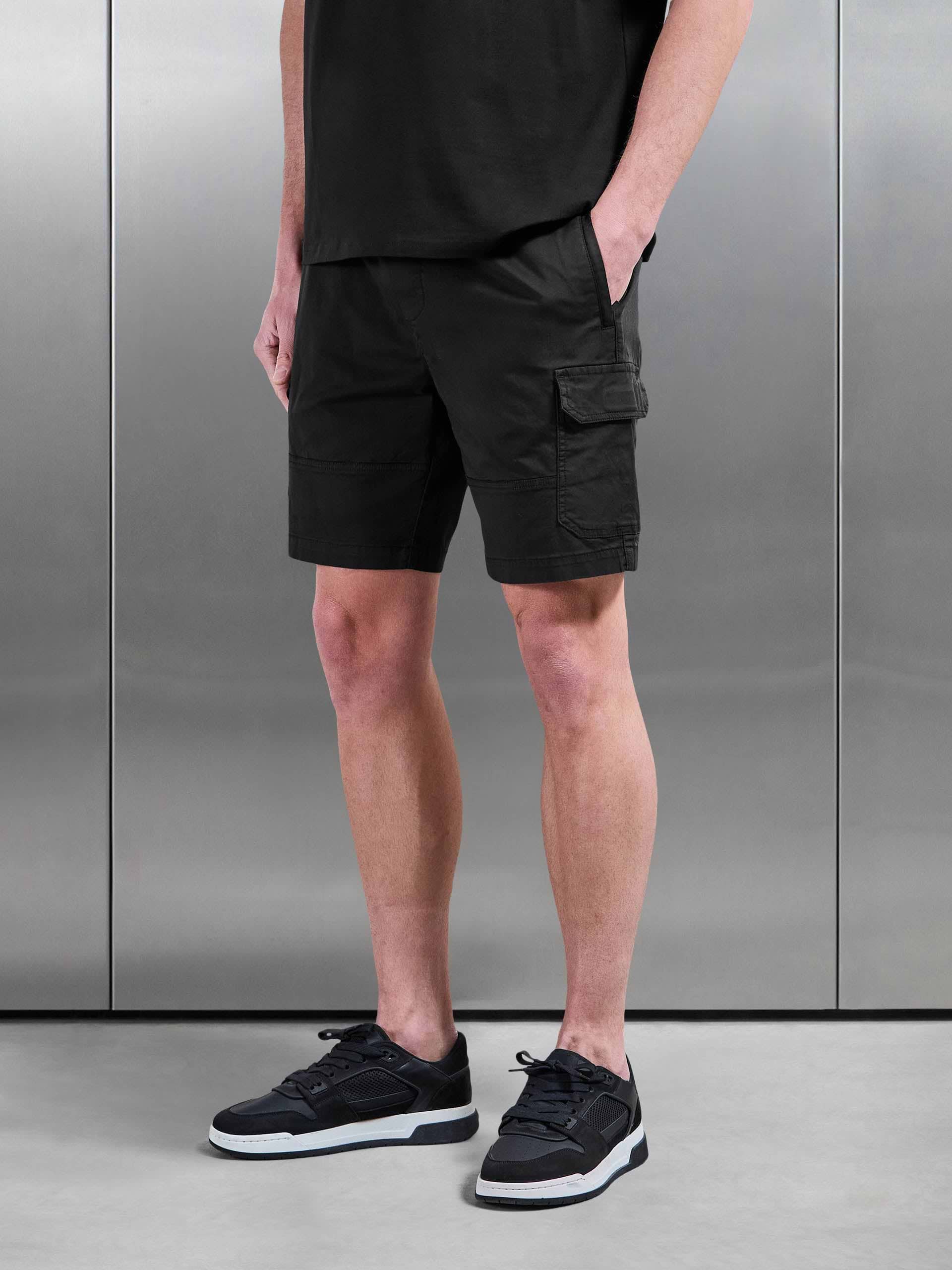 Worker Cargo Short in Black