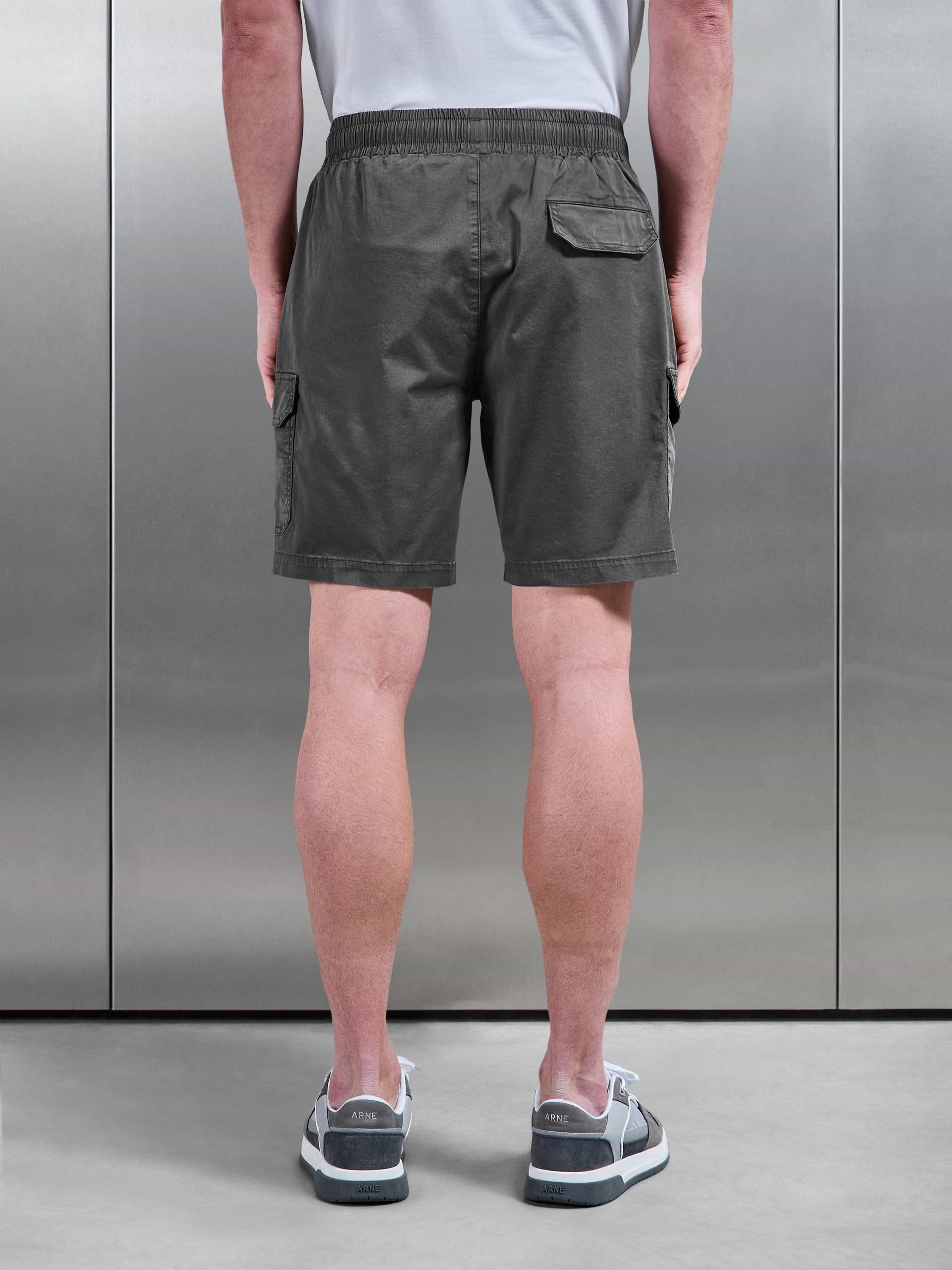 Worker Cargo Short in Grey