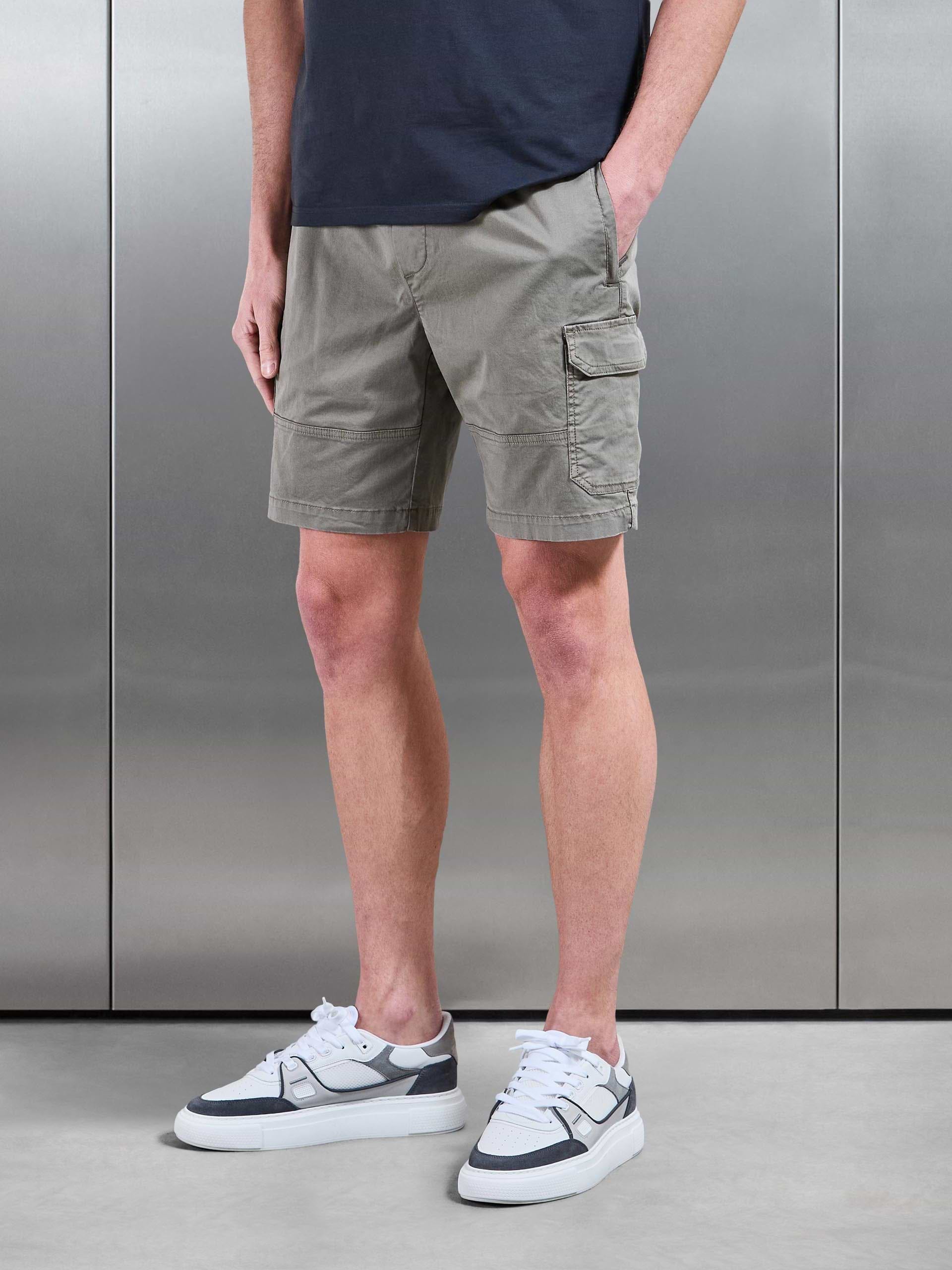 Worker Cargo Short in Olive