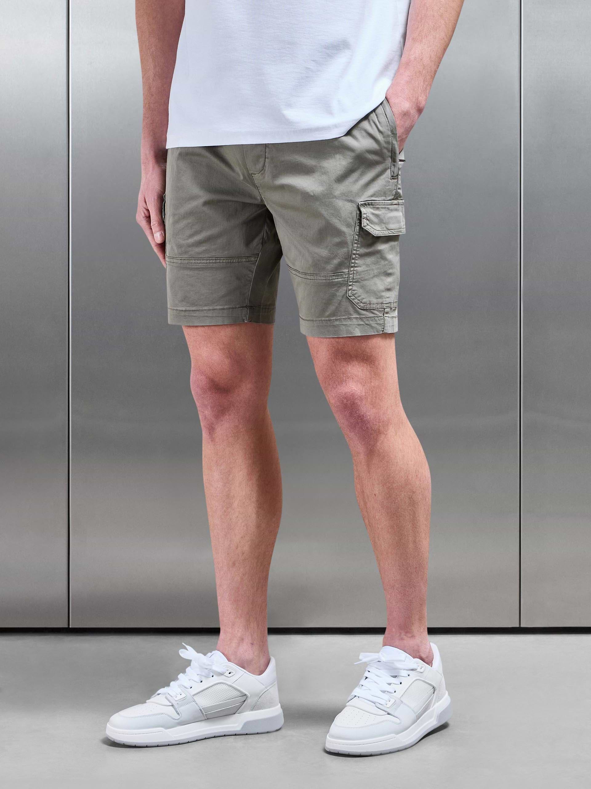 Worker Cotton Cargo Short in Olive