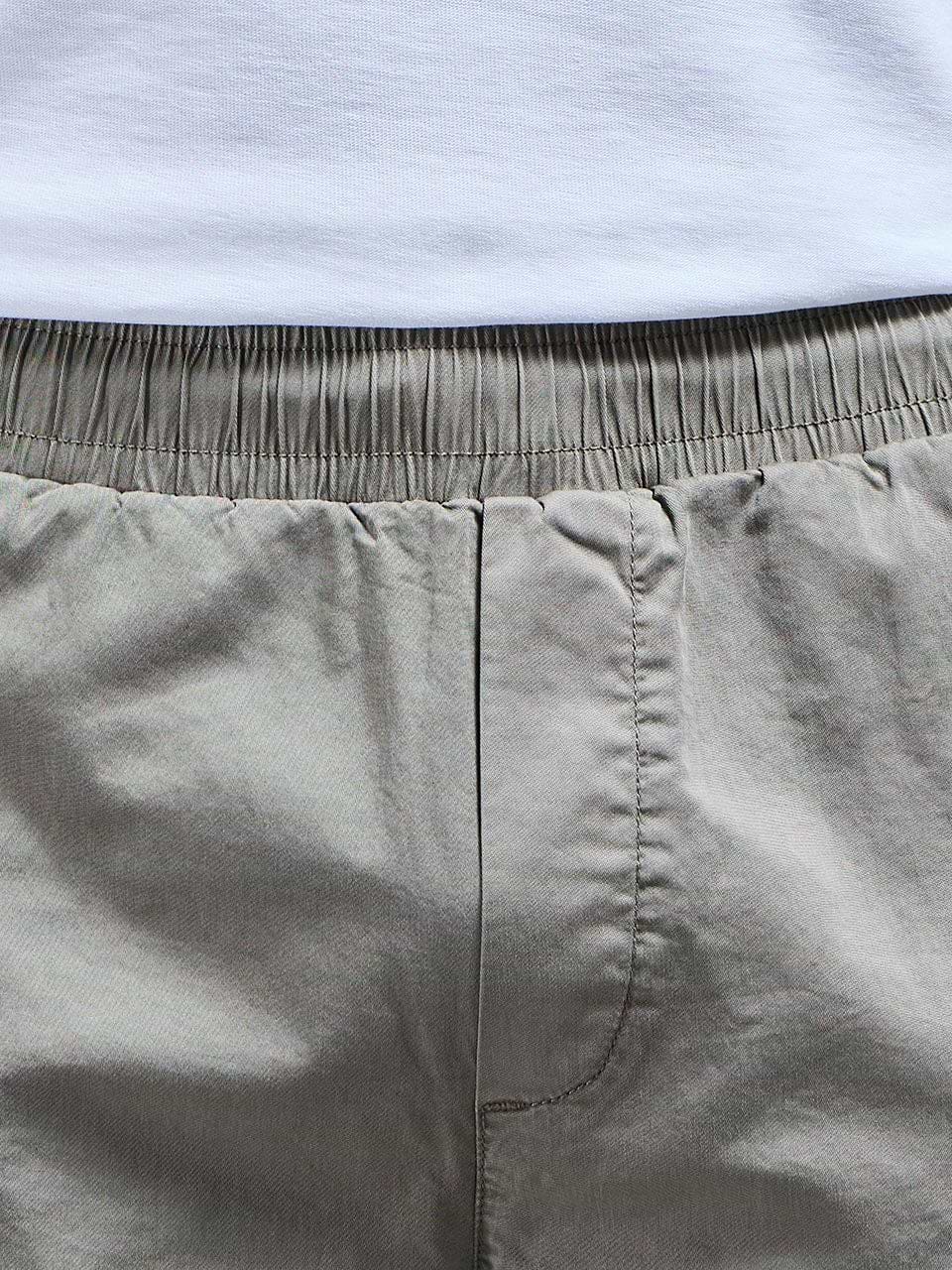 Worker Cotton Cargo Short in Olive