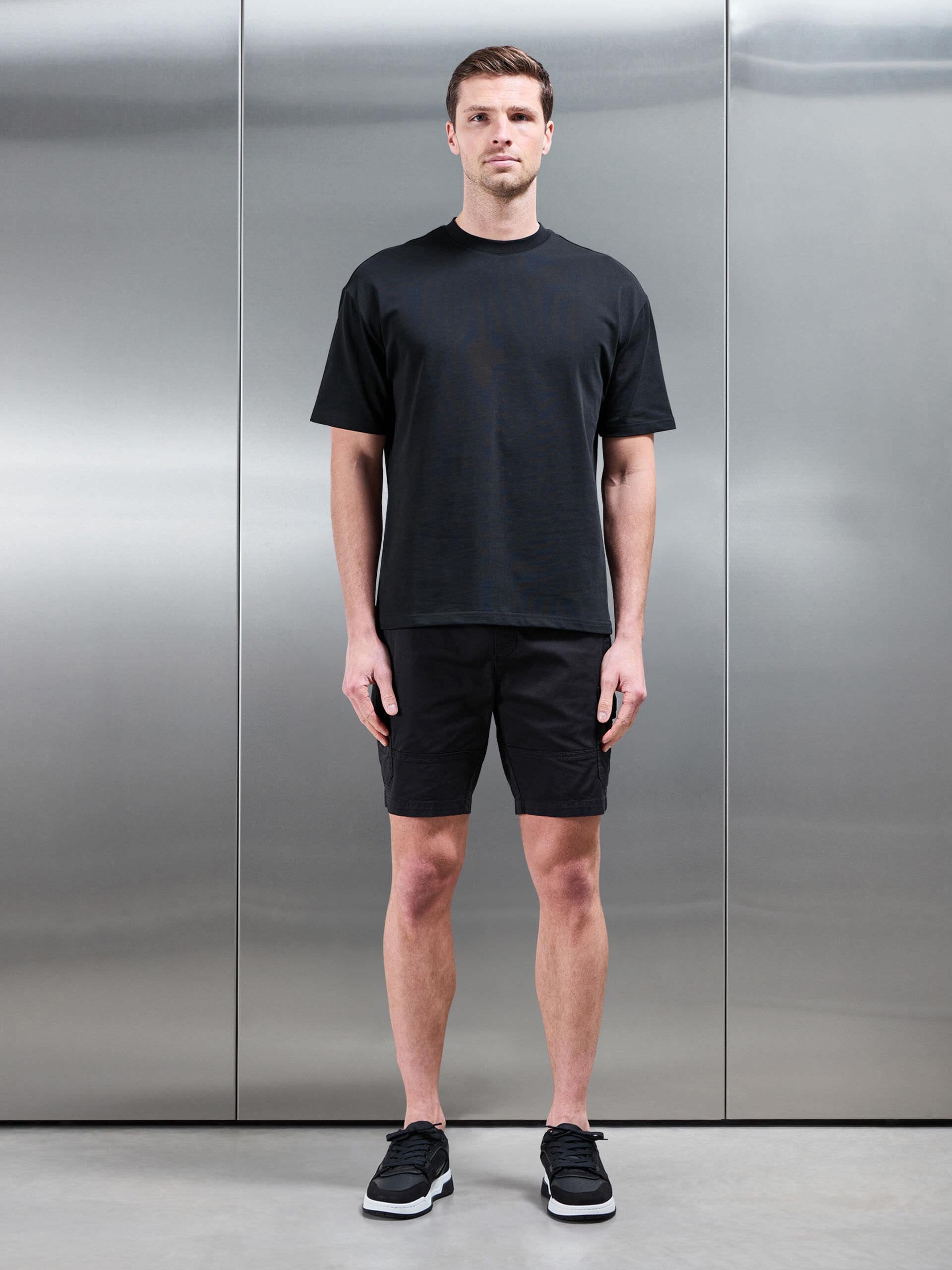 Worker Cotton Cargo Short in Black