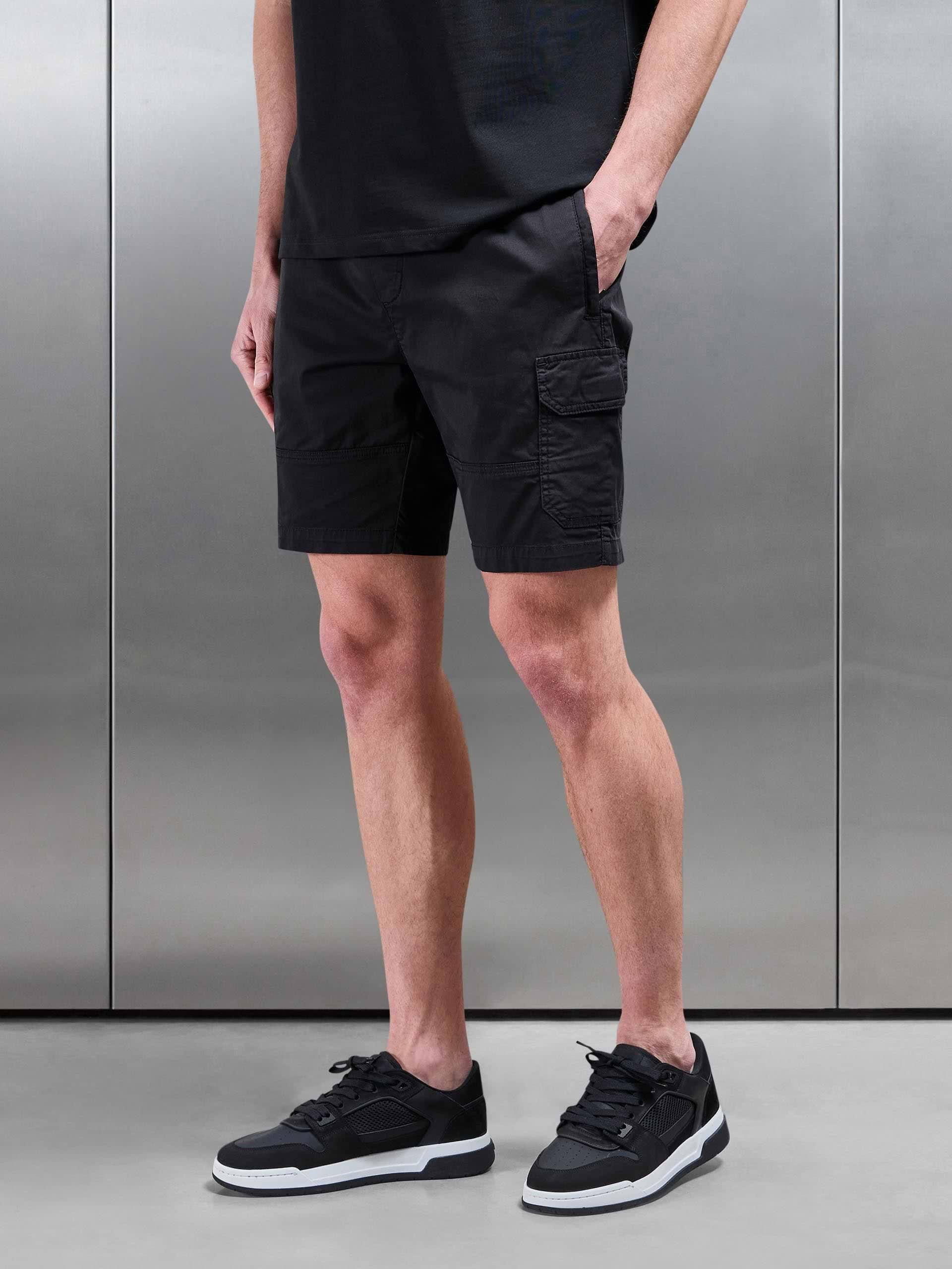 Worker Cotton Cargo Short in Black