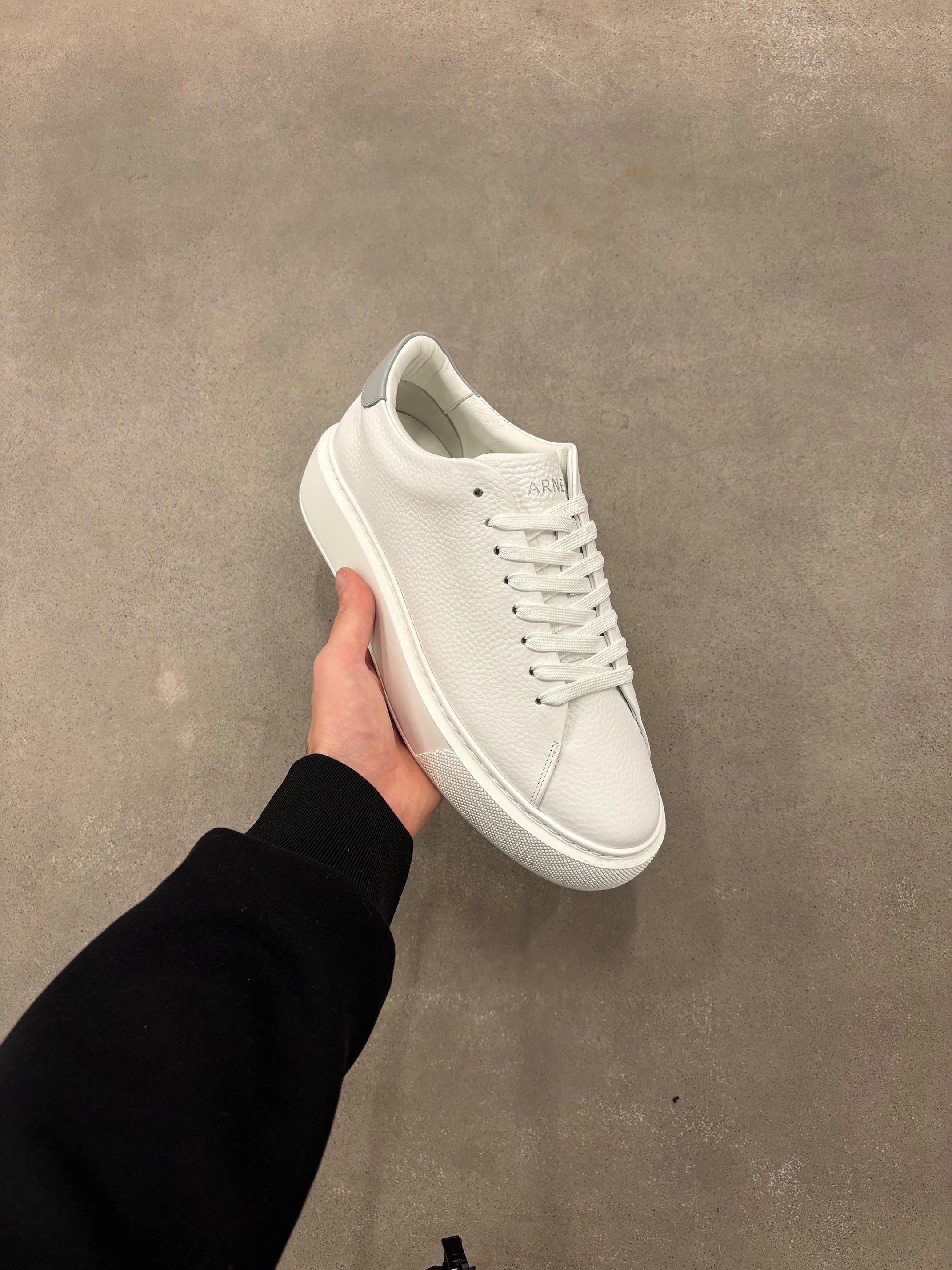 Basic Essential Leather Trainer in White Grey