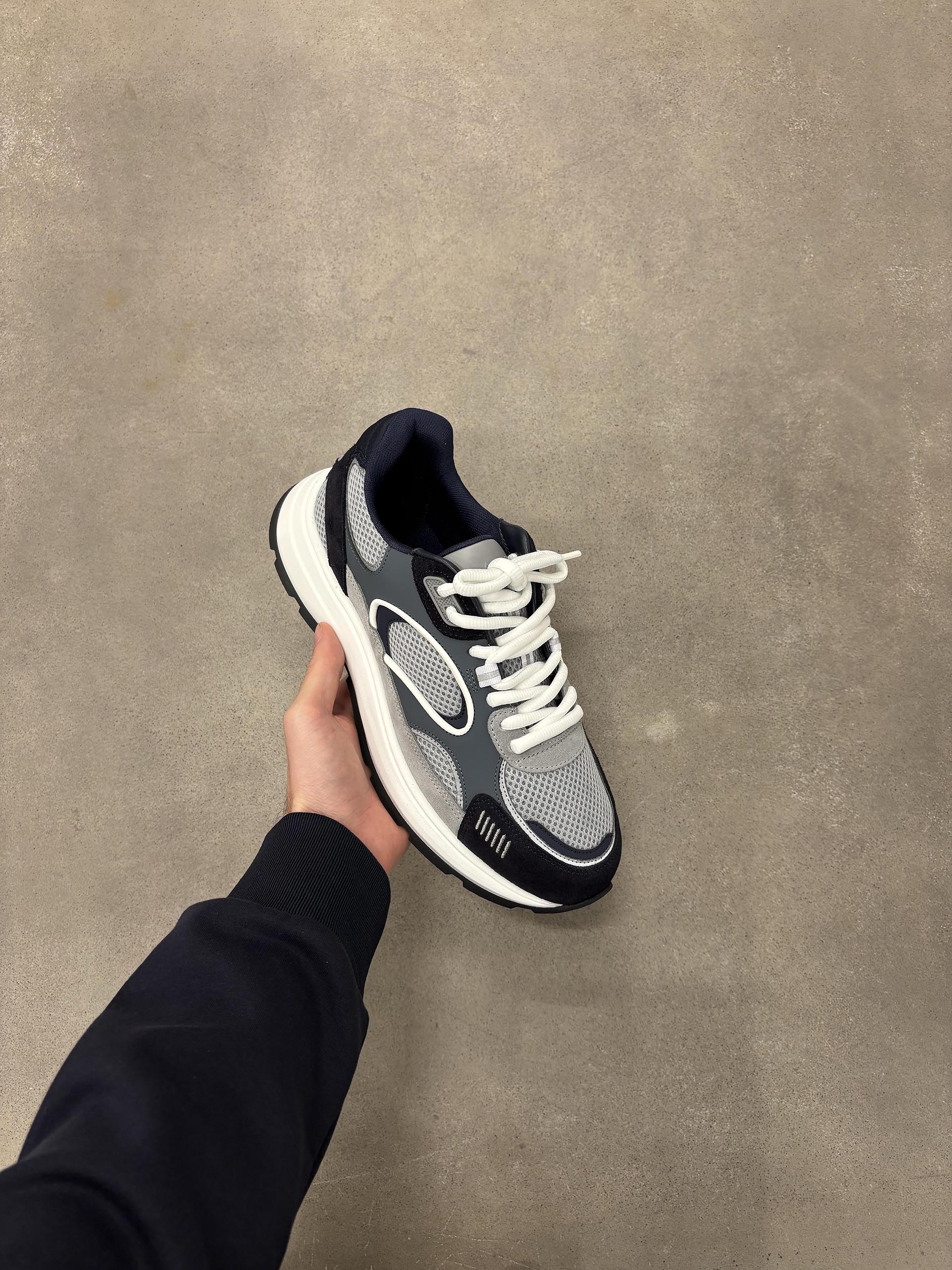 Circuit Trainer in Air Force Blue