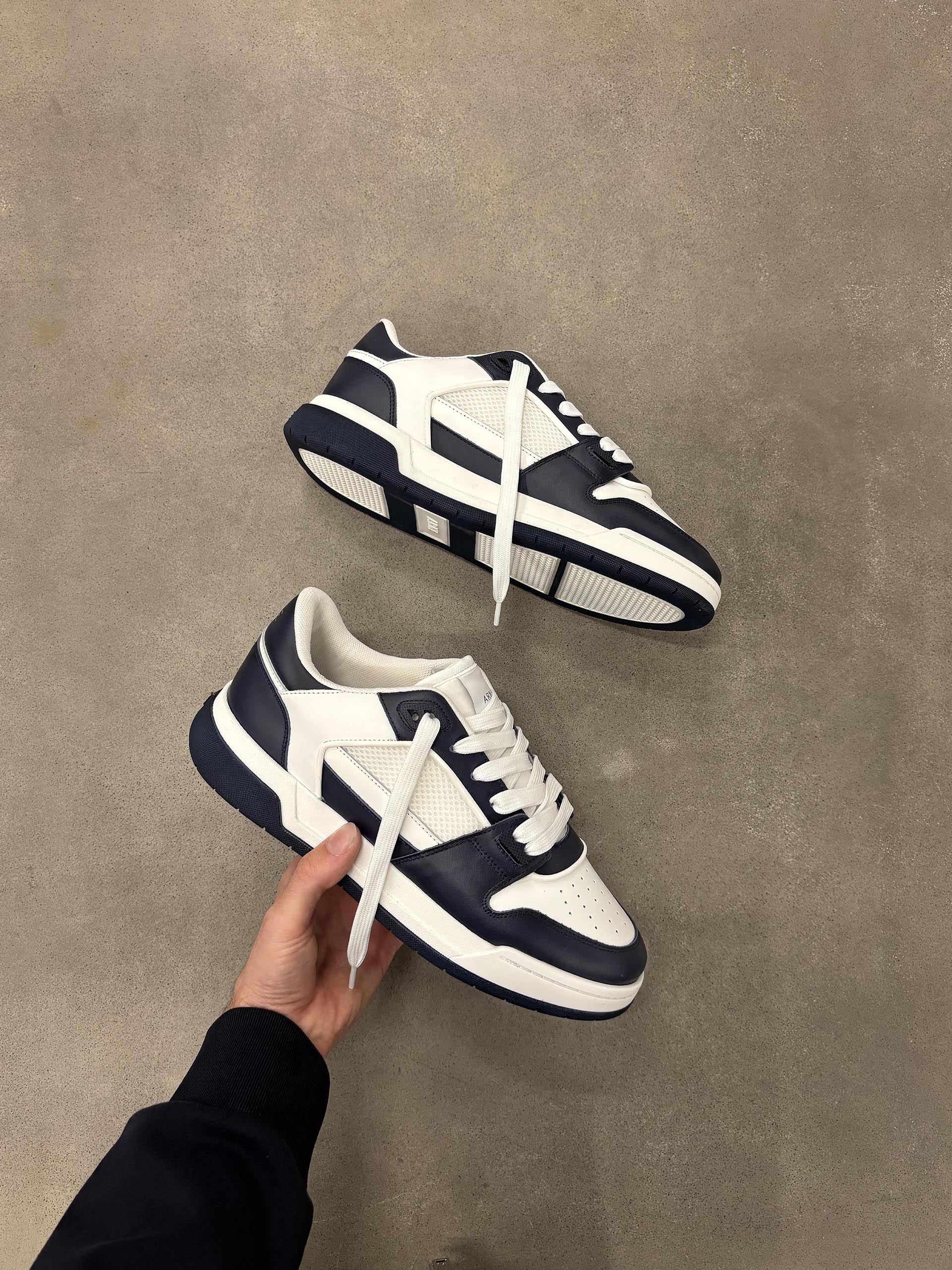 Leather Basket Trainer in White Navy