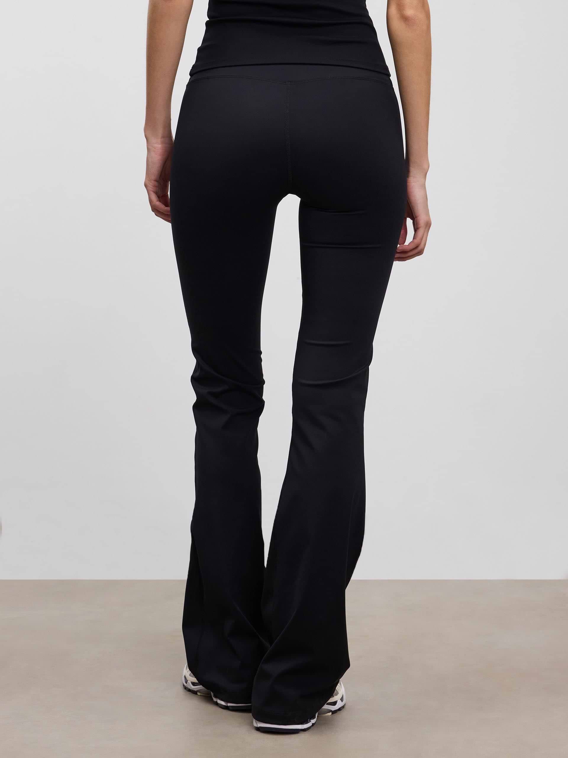 Womens Active Flared Legging in Black